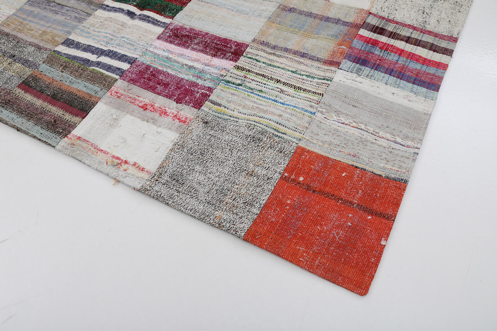 Handmade Area Rug - Kirk Yama Beige Patchwork Cotton Wool Carpet 6'11''x9'10''