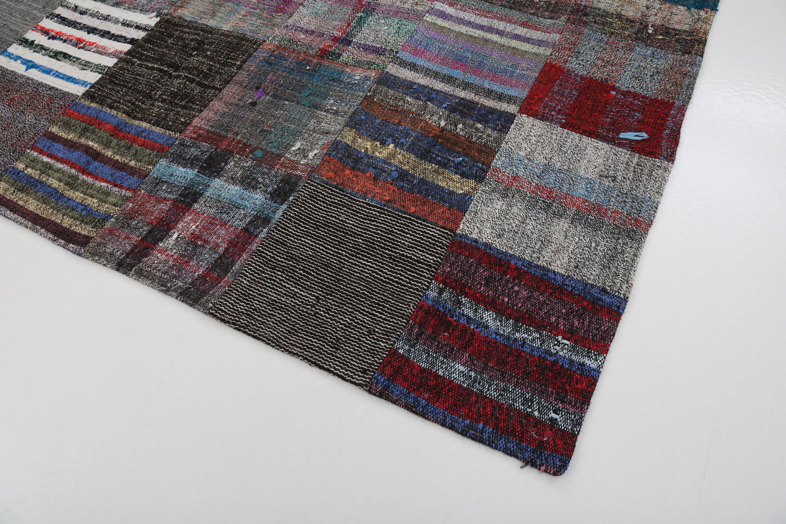 Handmade Wool Area Rug - Kirk Yama Grey Patchwork Carpet 6'9''x9'9'' Durable Cotton Wool Rug