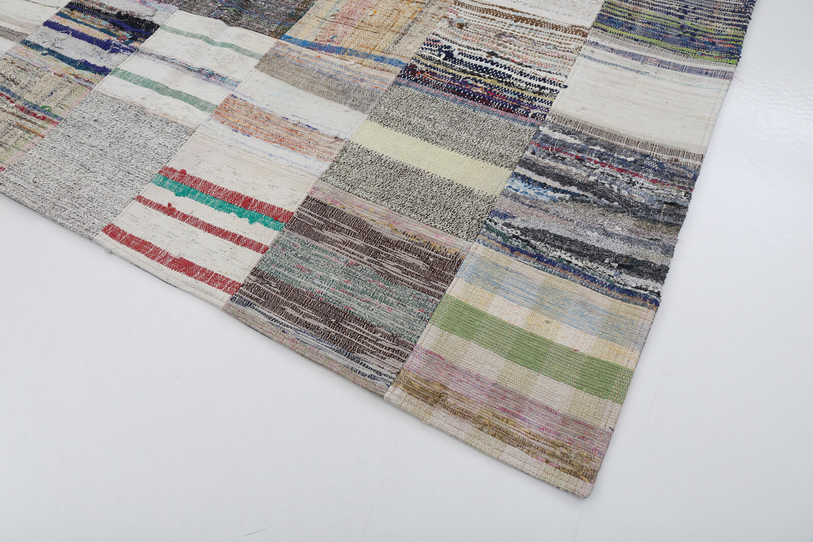 Handmade Area Rug - Beige Patchwork Cotton Wool Vintage Turkish Carpet 6'11" x 9'10"