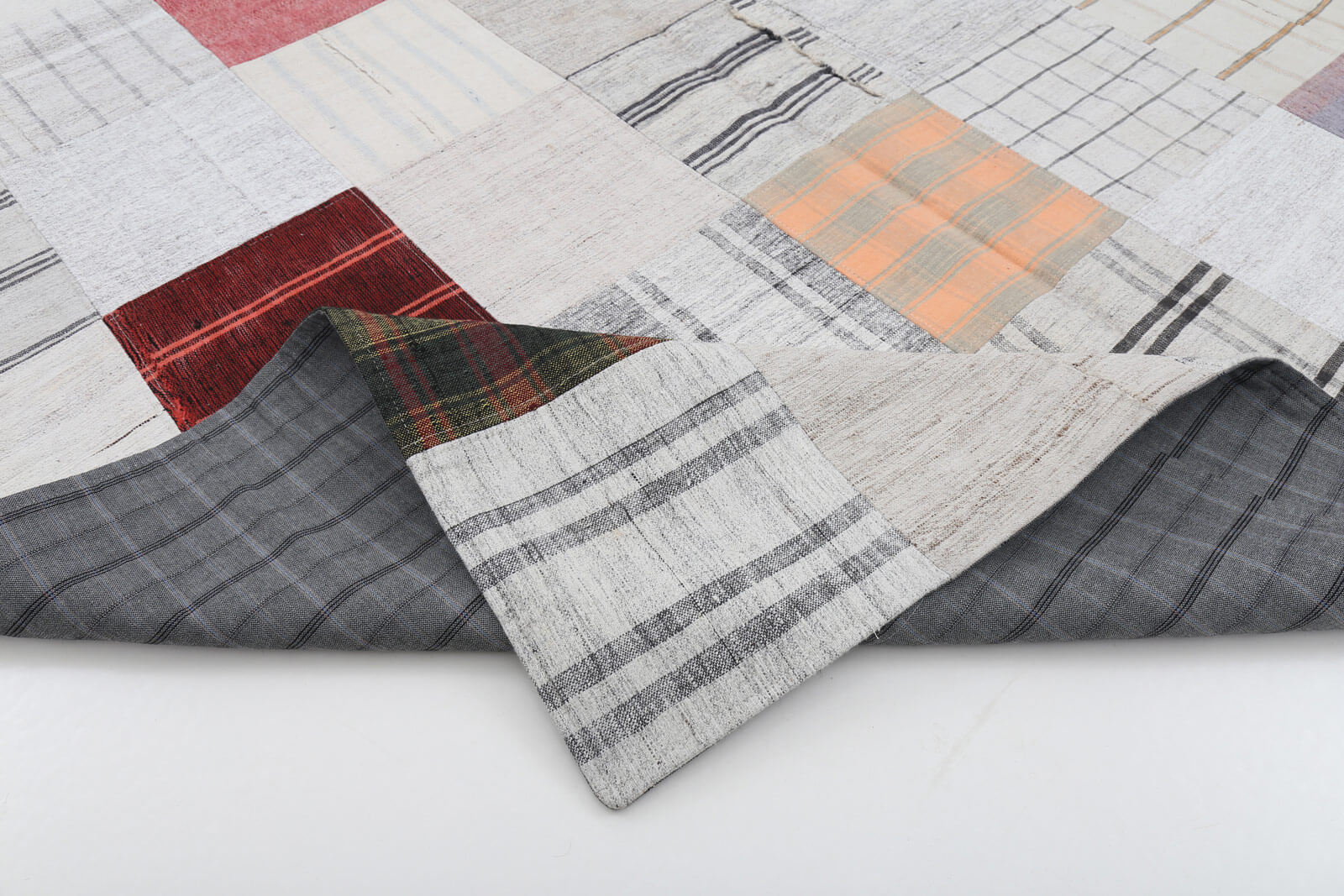Handmade Area Rug – Beige Patchwork Vintage Wool Cotton Carpet 6'7" x 9'10"