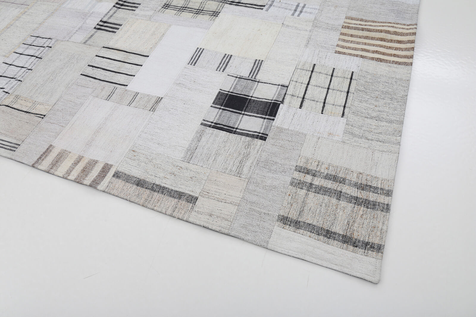 Handmade Patchwork Rug – Beige Cotton Wool Area Rug 8'3" x 10'0" by Agacan