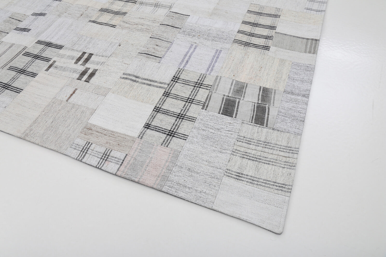 Handmade Area Rug - Beige Patchwork Cotton Wool Vintage Turkish Carpet 8'8" x 12'0"