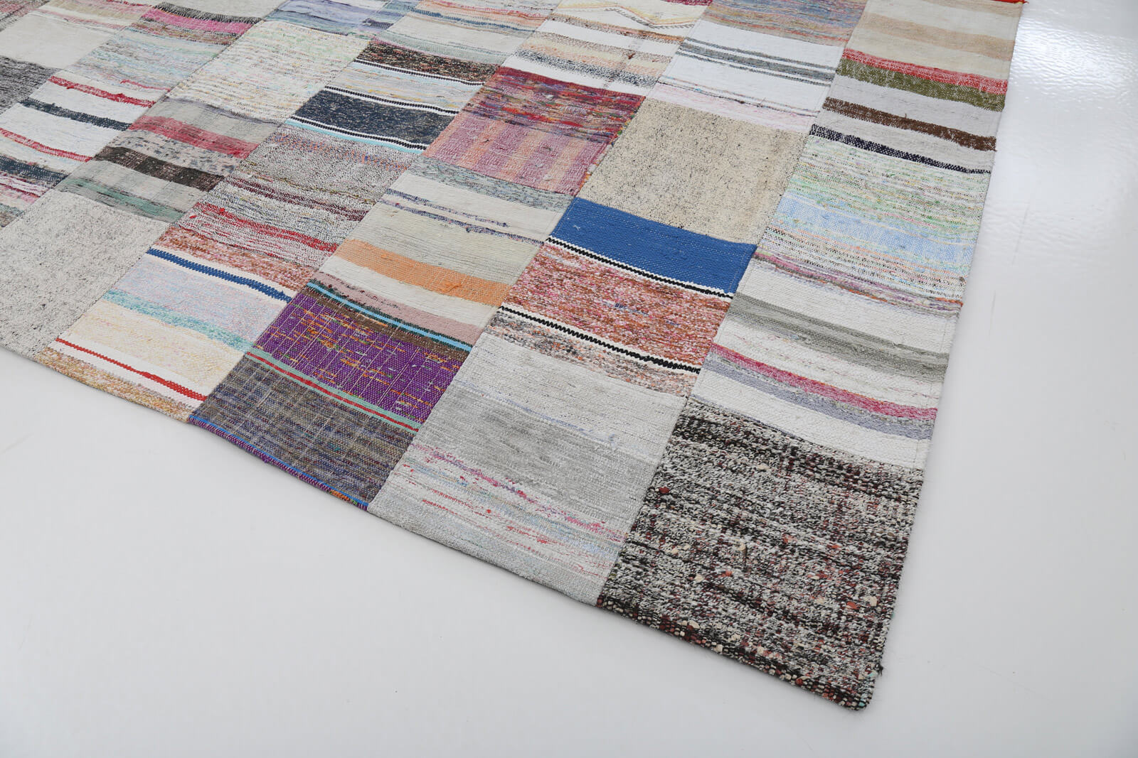 Handmade Patchwork Rug – Beige Cotton Wool Area Rug 9'11'' x 13'1'' for Living Room