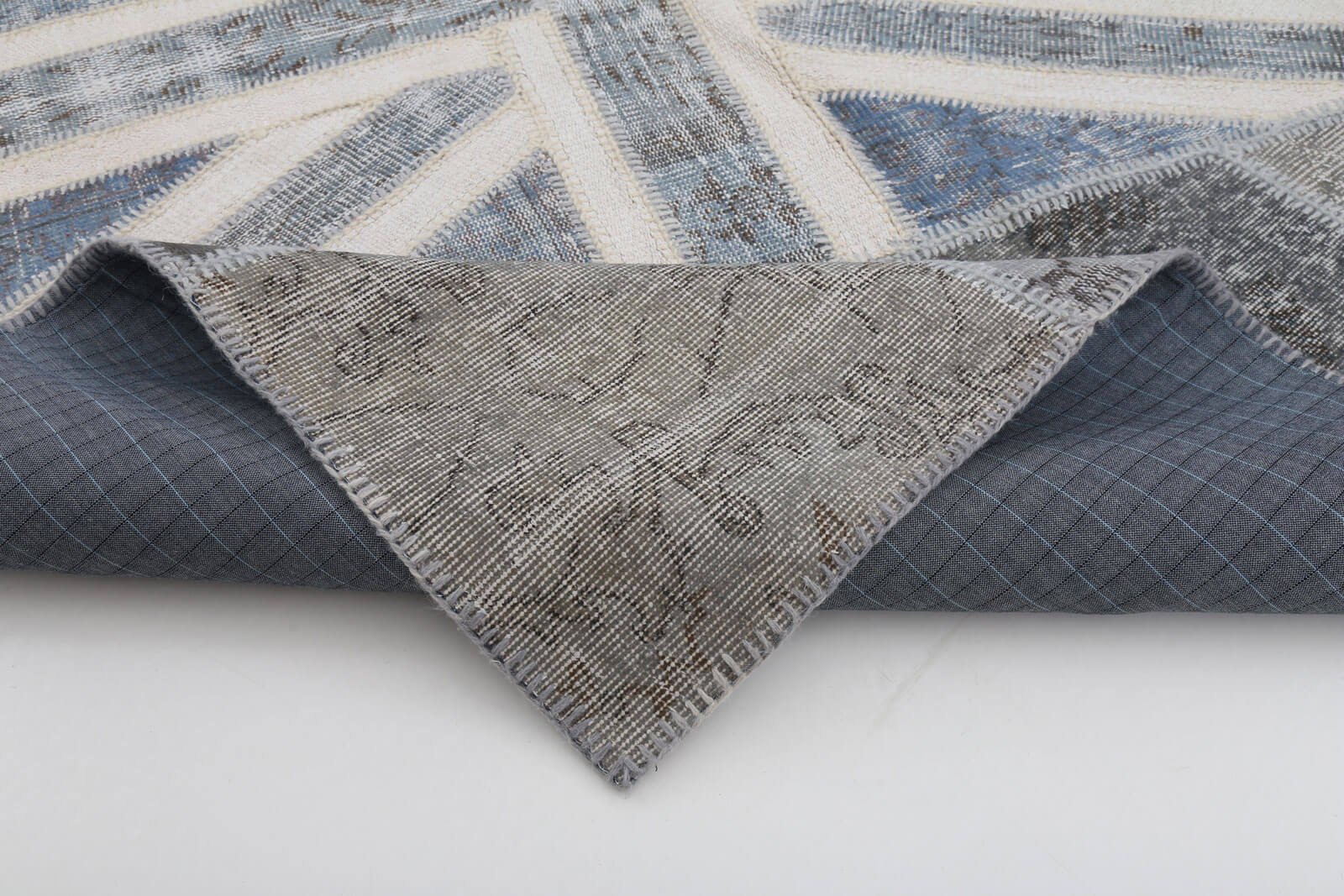 Handmade Wool Area Rug – Grey Figured Turkish Patchwork Rug 6'7'' x 9'11''
