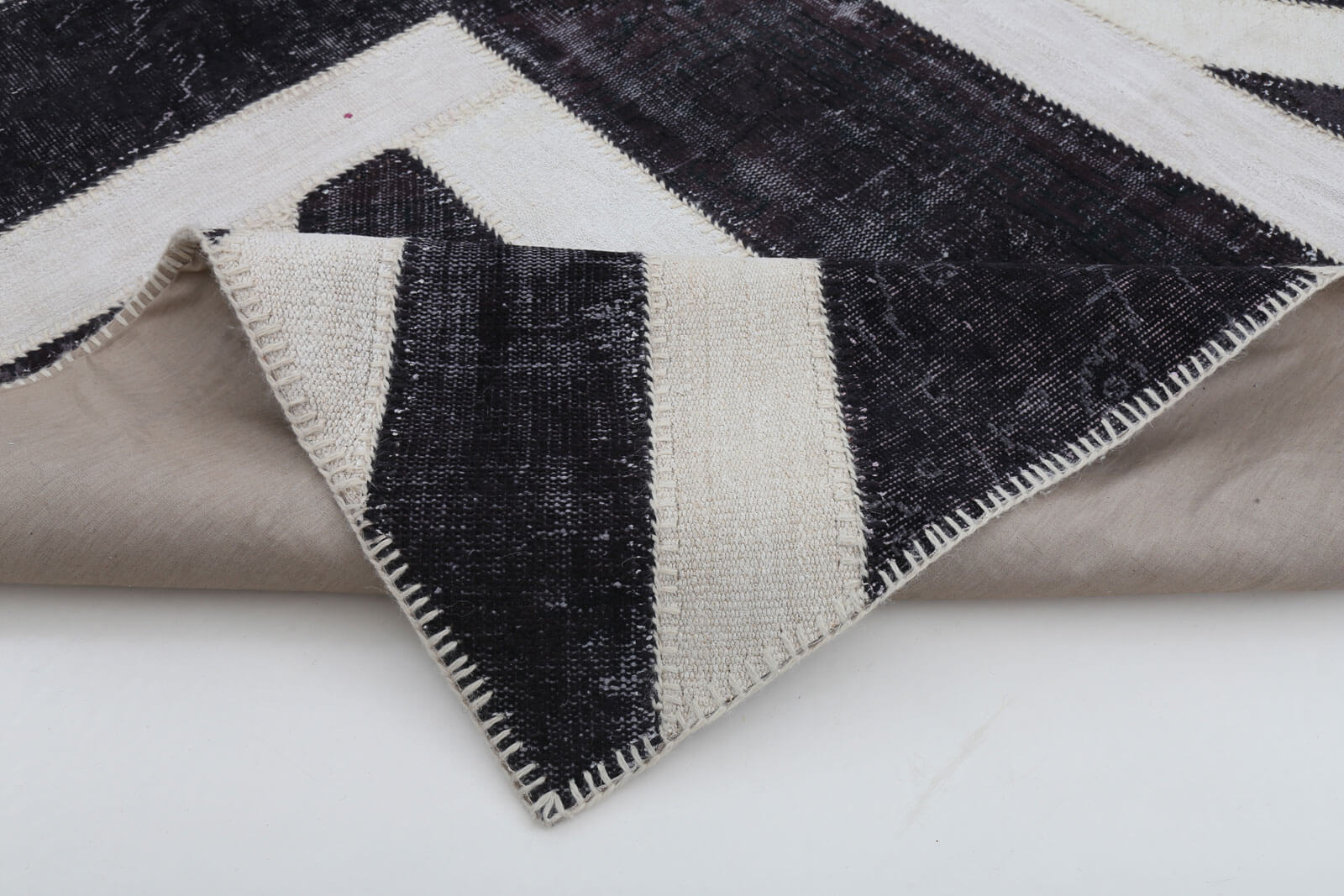 Handmade Wool Area Rug – Black Figured Turkish Patchwork Carpet 6x9 Feet