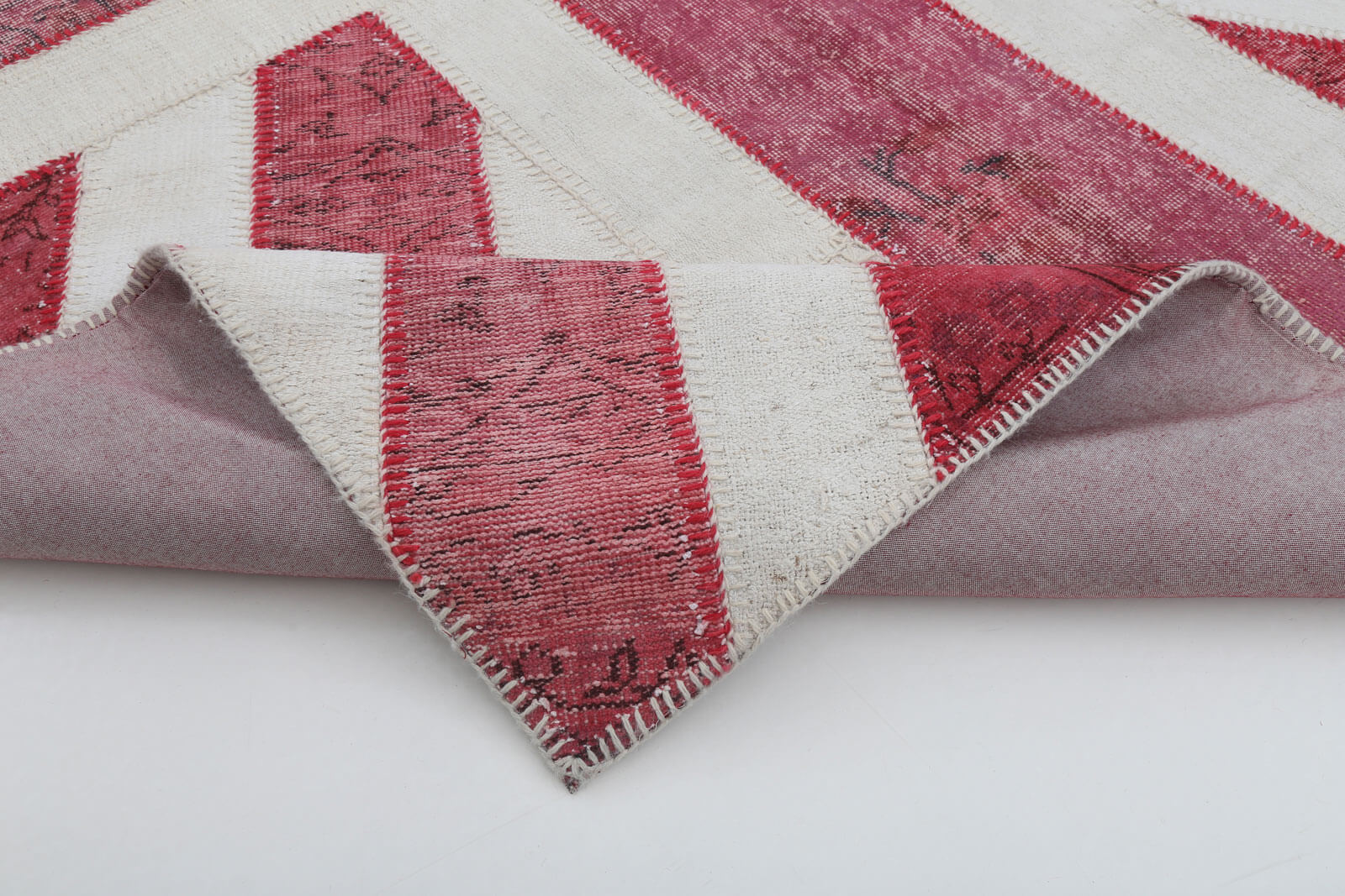 Handmade Area Rug – Vintage Red Figured Cotton Wool Patchwork Carpet 6'9''x9'11''