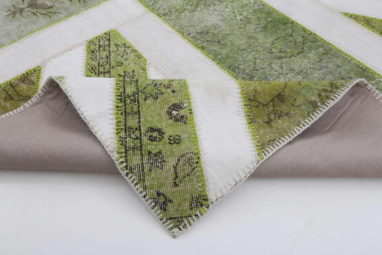 Handmade Wool Area Rug | Vintage Cotton Rug - Soft Green Figured Turkish Patchwork 6'7''x9'10''