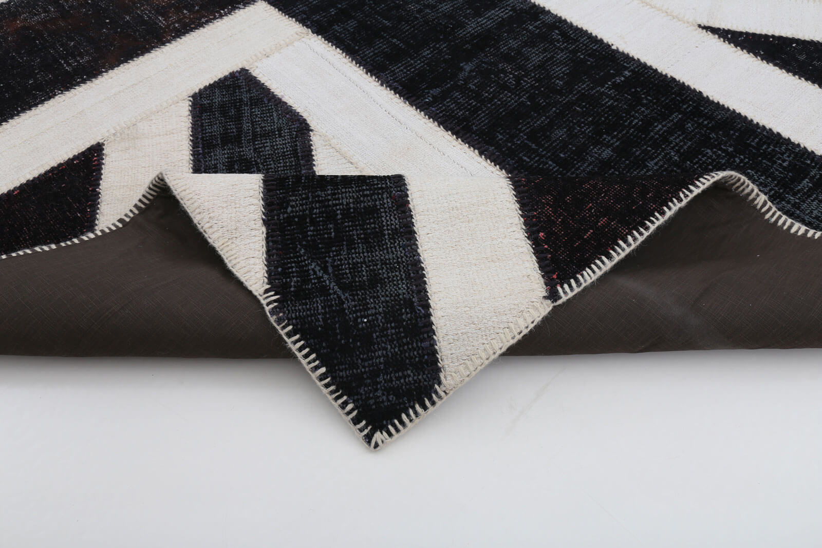 Handmade Area Rug – Vintage Wool Cotton Black Figured Turkish Patchwork 6'8''x9'10''