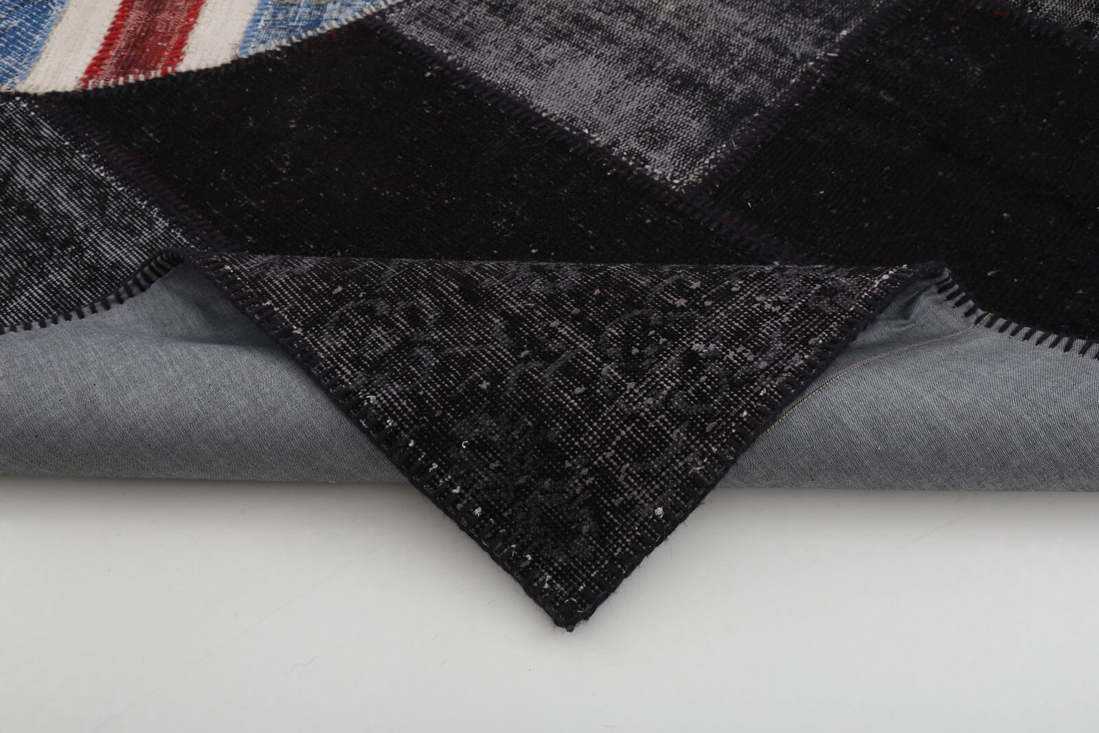 Handmade Area Rug – Black Figured Cotton Wool 6x10 Turkish Patchwork Carpet