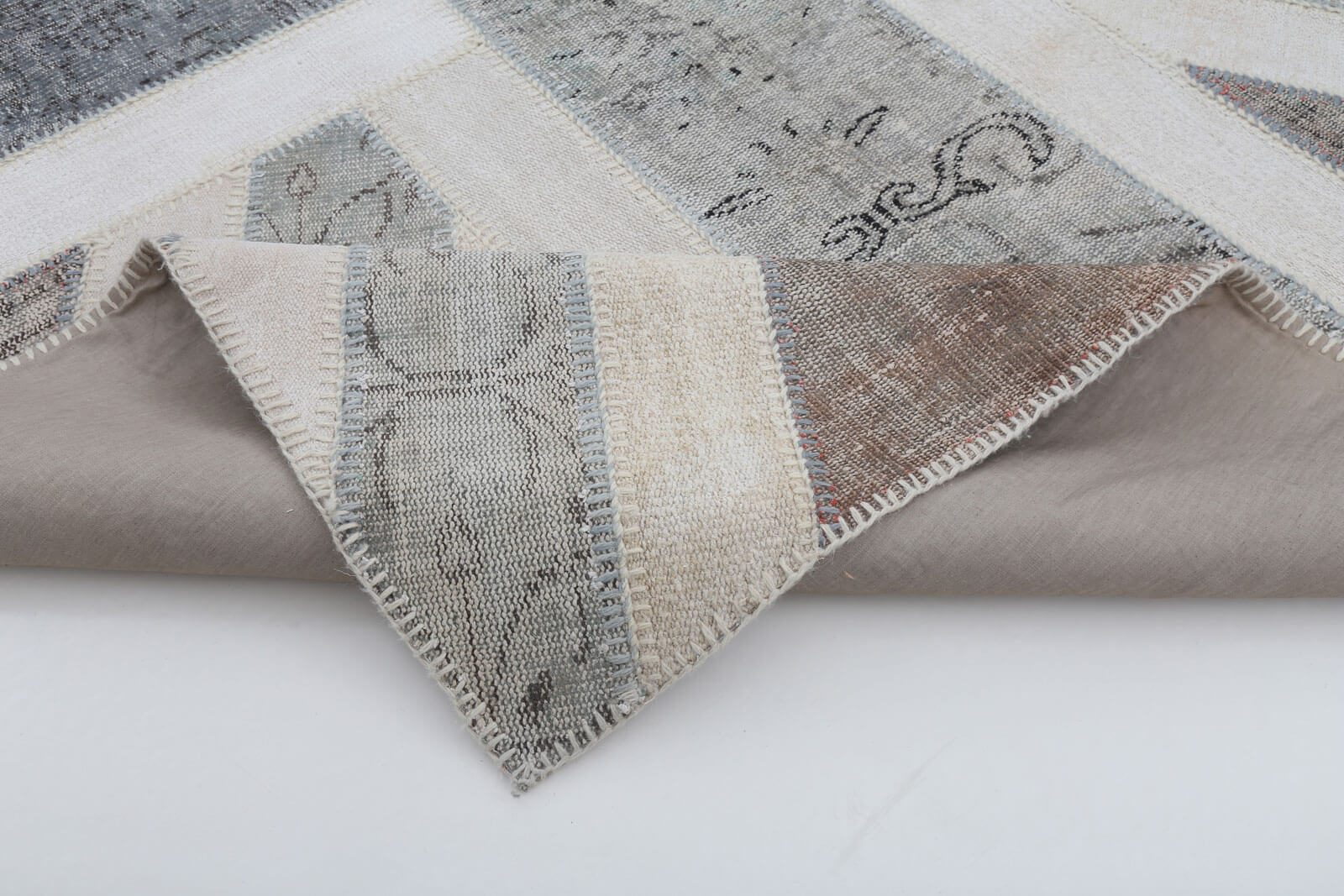 Handmade Area Rug - Turkish Patchwork Grey Figured Cotton Wool Carpet 6'8''x9'11''