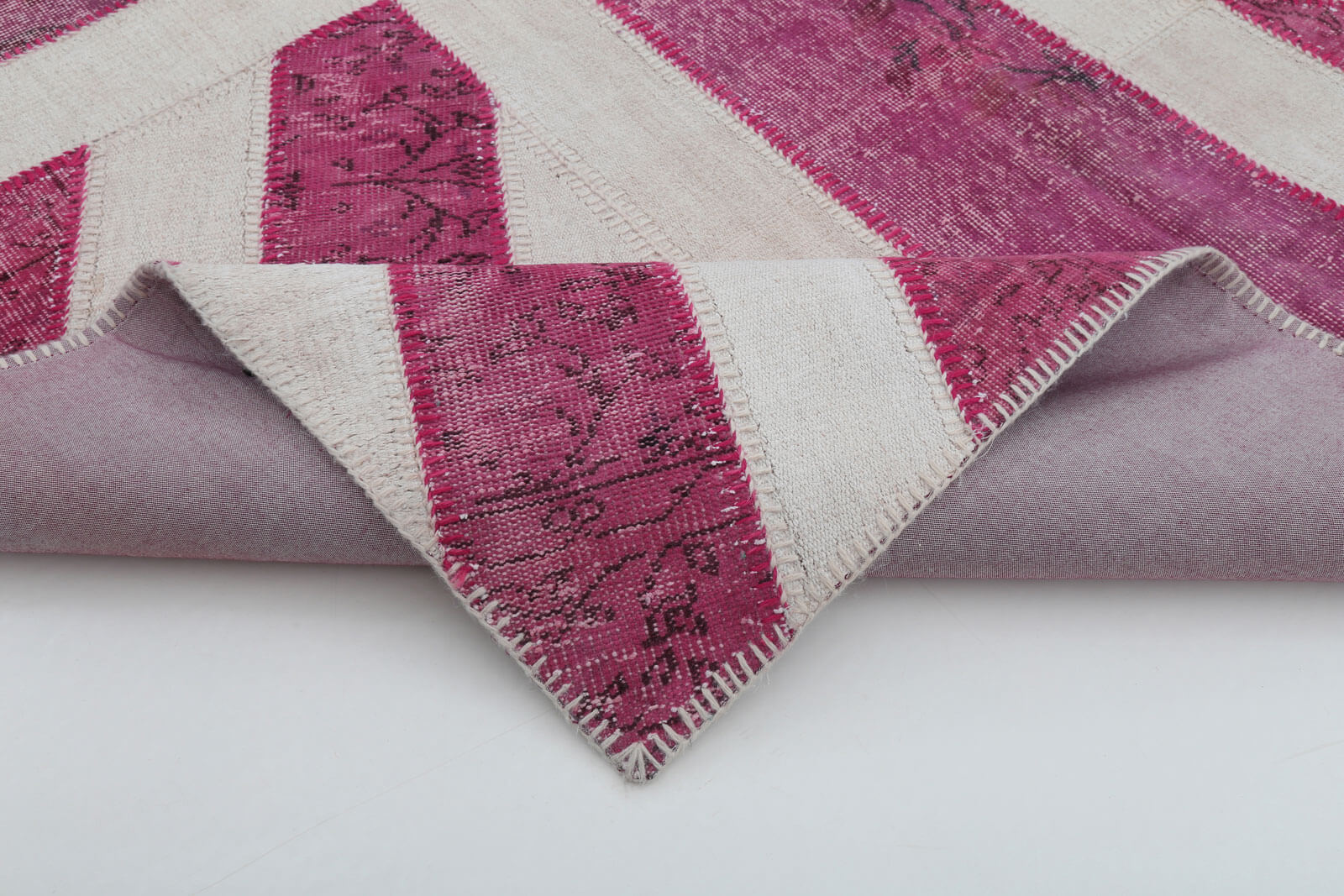 Handmade Area Rug - Vintage Wool Rug 6x10 Pink Figured Cotton Patchwork Carpet