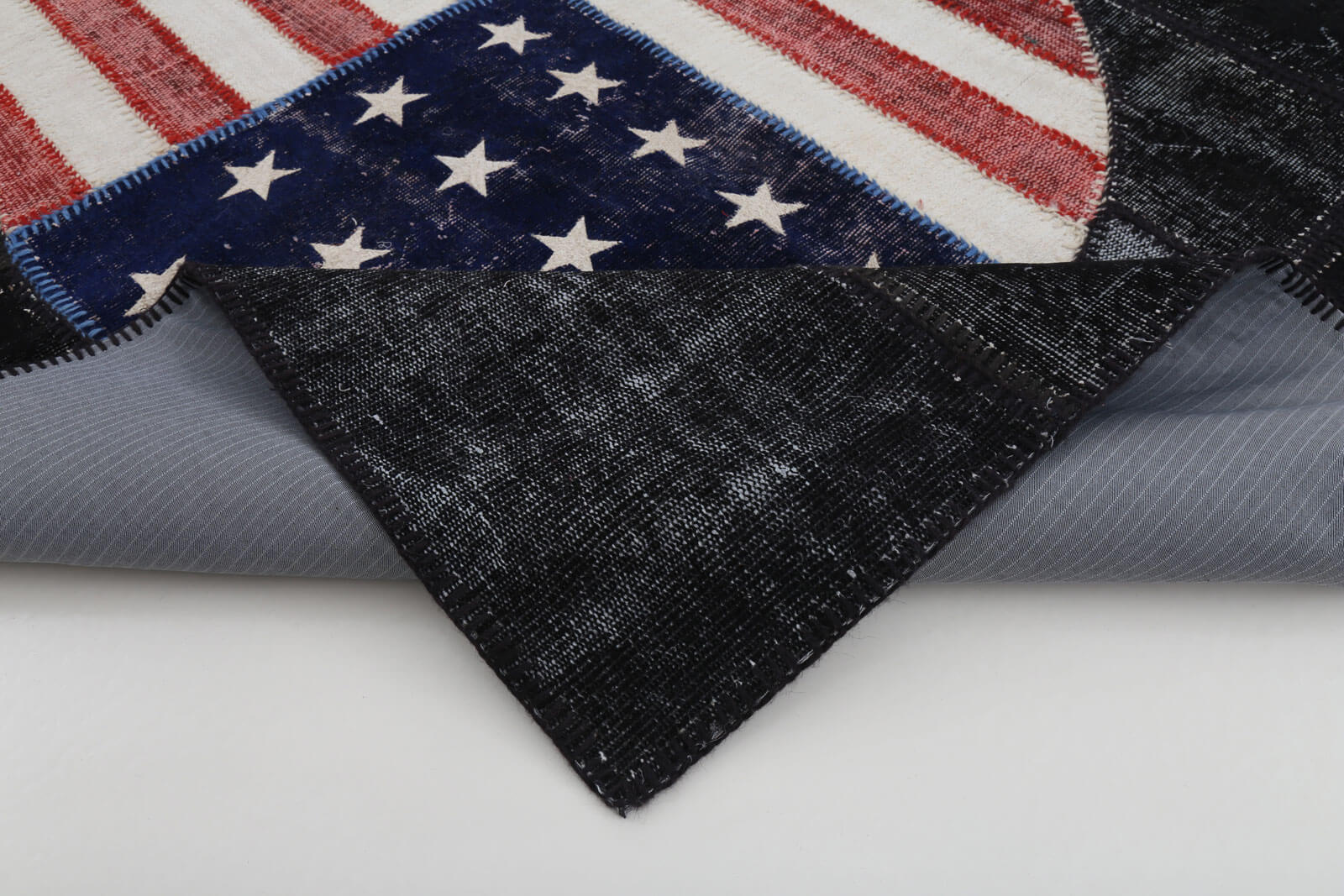 Handmade Wool Area Rug – Black Figured Patchwork Design Cotton Wool Carpet 5'8''x8'2''