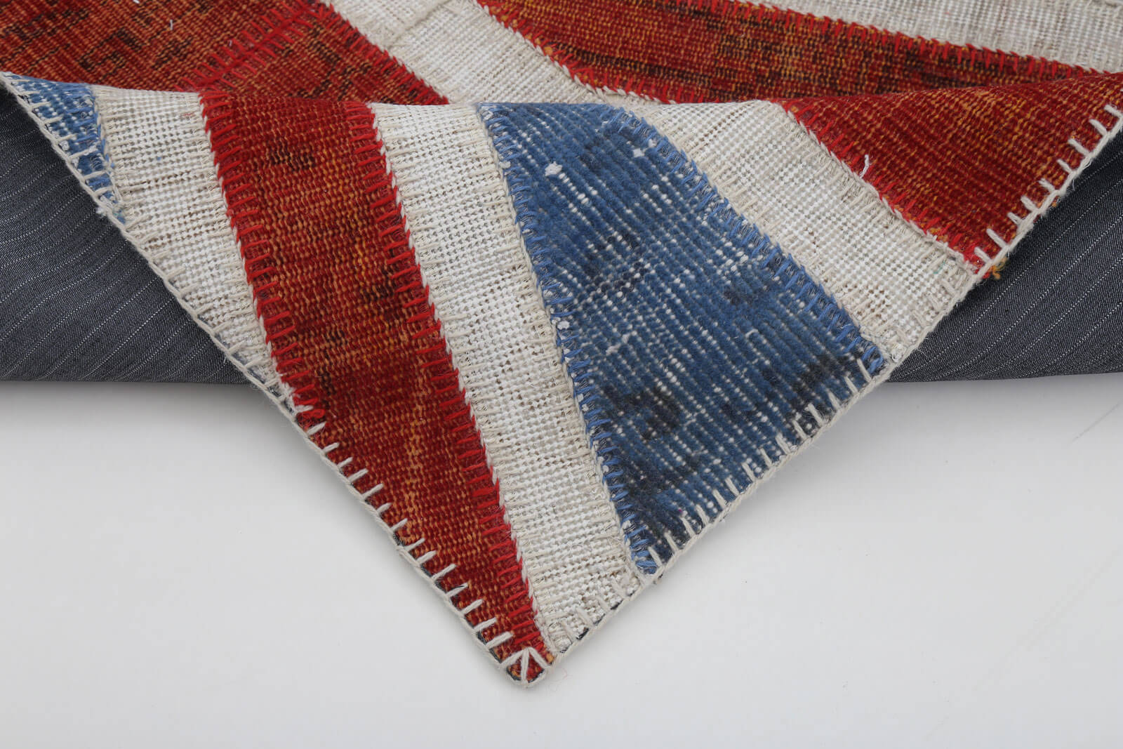 Handmade Wool Area Rug - Blue Figured Vintage Patchwork Cotton Wool Carpet 2'7''x5'0''