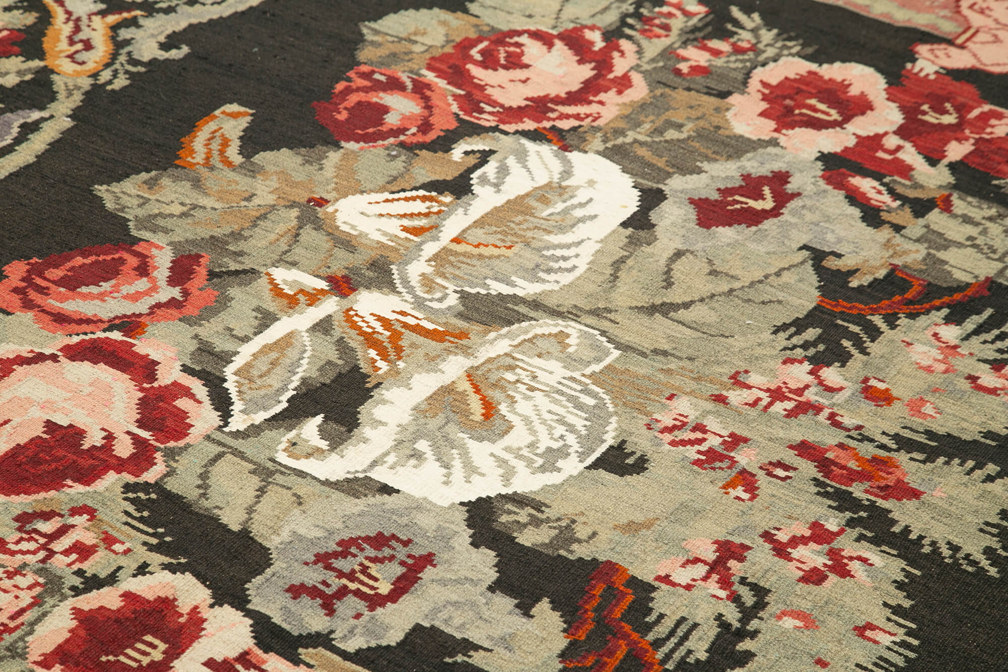 Handmade Wool Rug - Vintage Area Rug With Classic Floral Design, 6'4''x9'7''