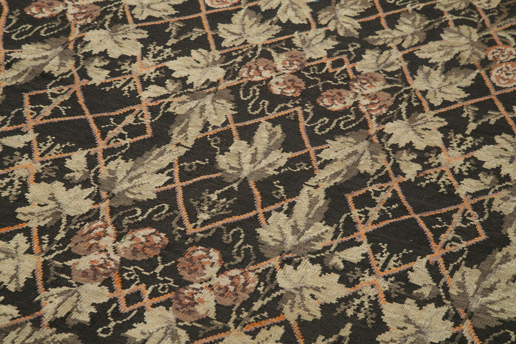 Handmade Wool Area Rug – Black Floral Vintage Carpet With Cotton Goat Hair Blend 5'10"x11'9"