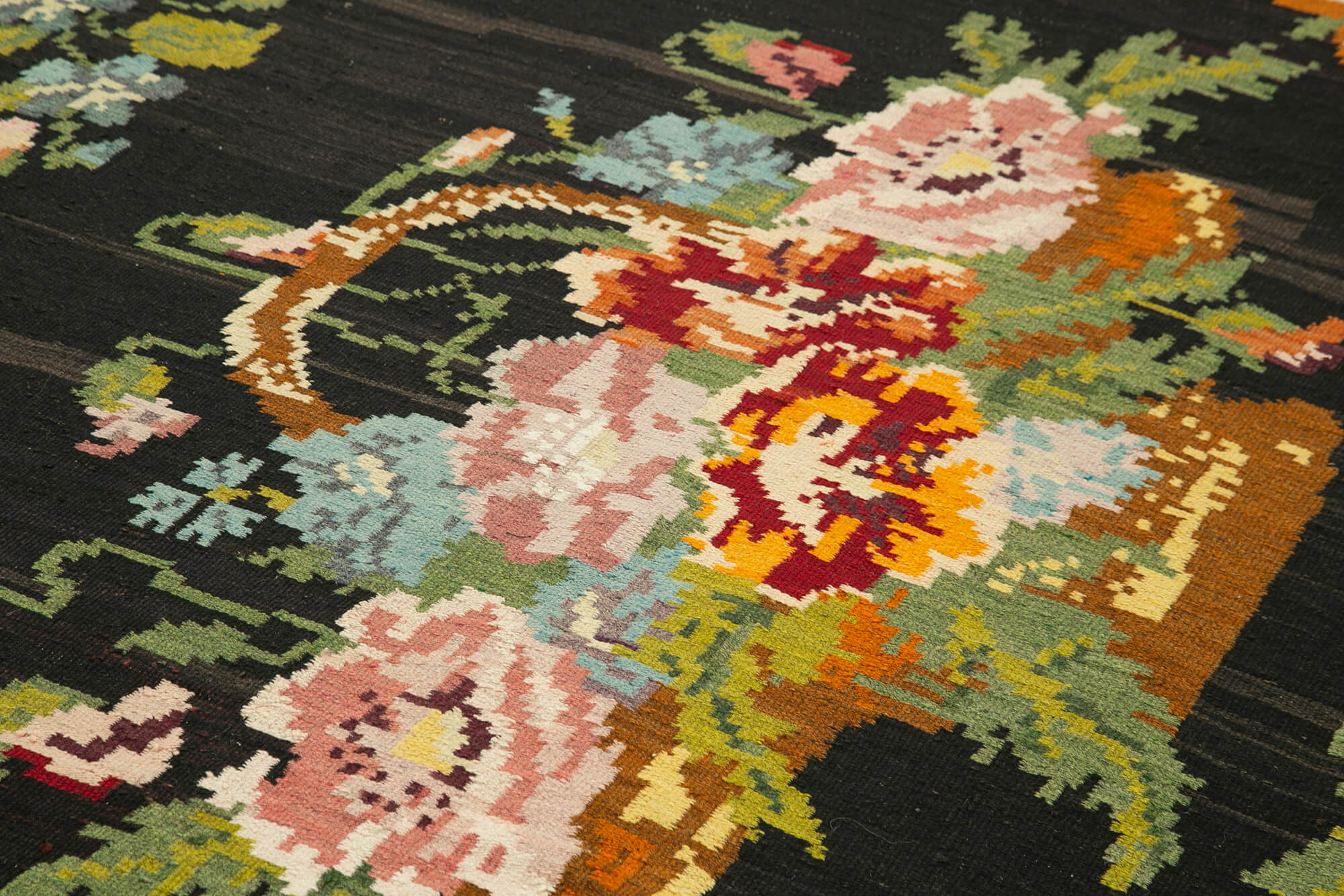 Handmade Wool Rug – Black Floral Vintage Area Rug 6'1'' x 11'8'' | Natural Wool Carpet