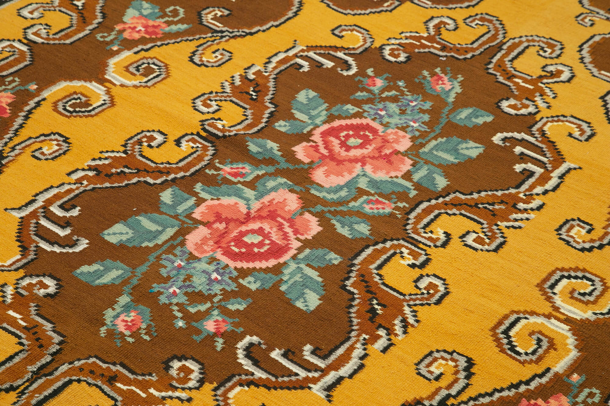 Handmade Wool Rug – Brown Floral Cotton Wool Blend Vintage Area Rug 5'9'' x 8'7''