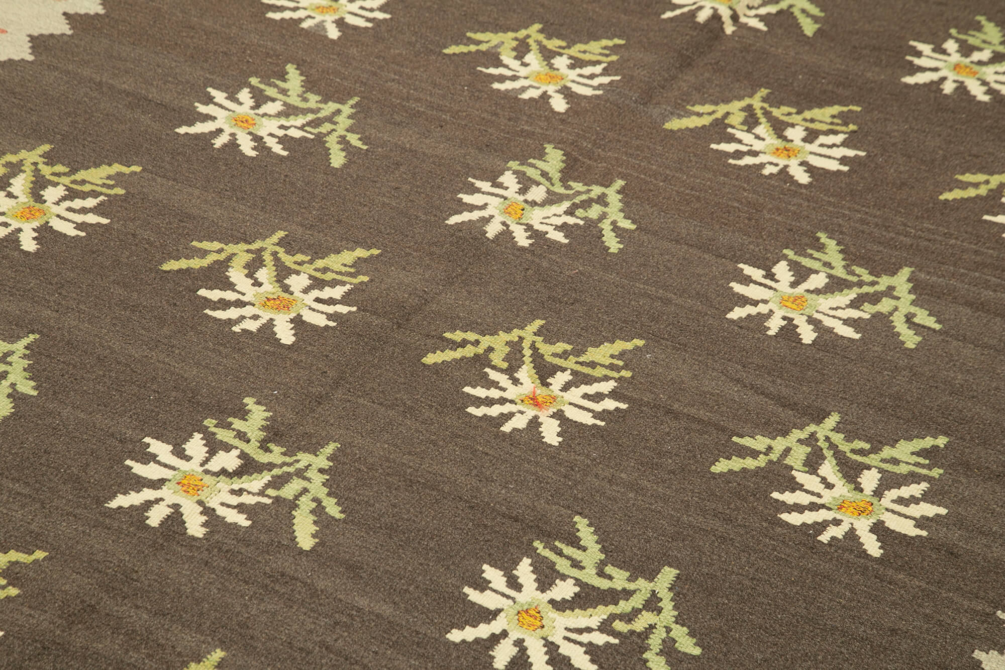 Handmade Wool Rug – Moldovian Red Floral Pattern Carpet | Cotton Wool Goat Hair