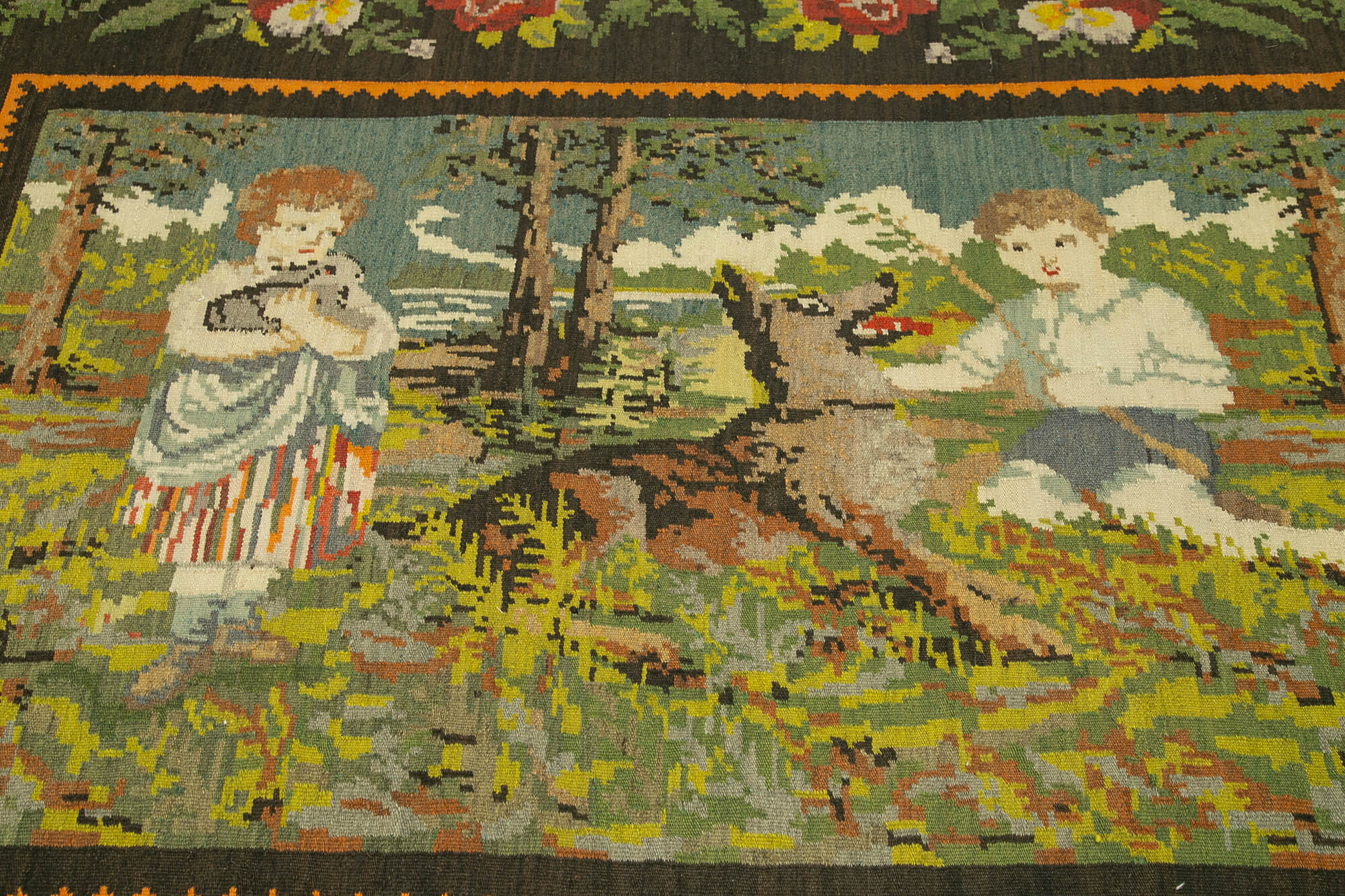 Handmade Wool Rug - Vintage Area Rug Black Floral Pattern Carpet 6'4'' x 7'10''