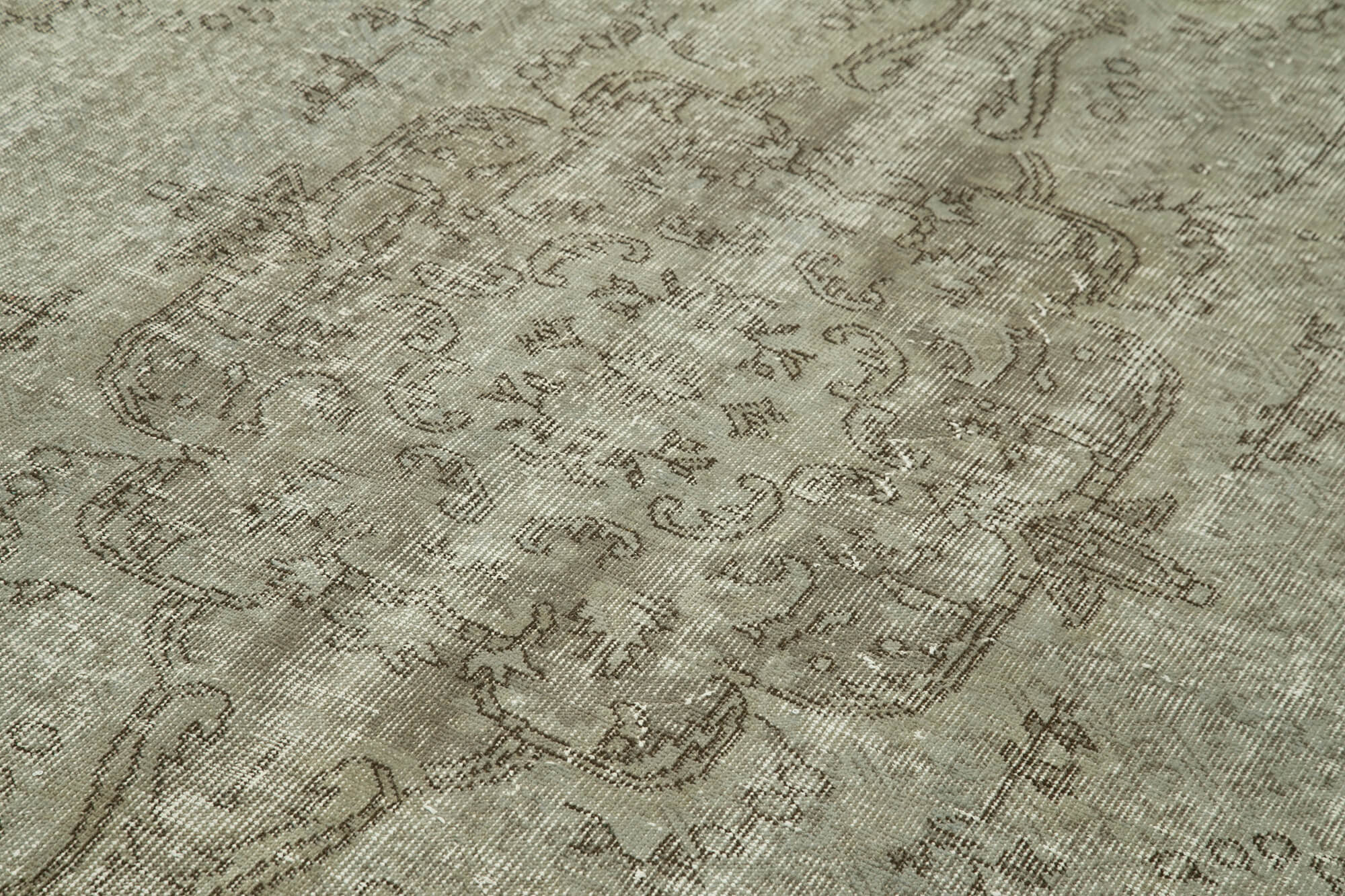 Handmade Vintage Area Rug – Overdyed Wool Carpet 5'7'' x 9'2'' | Grey Wool Carpet