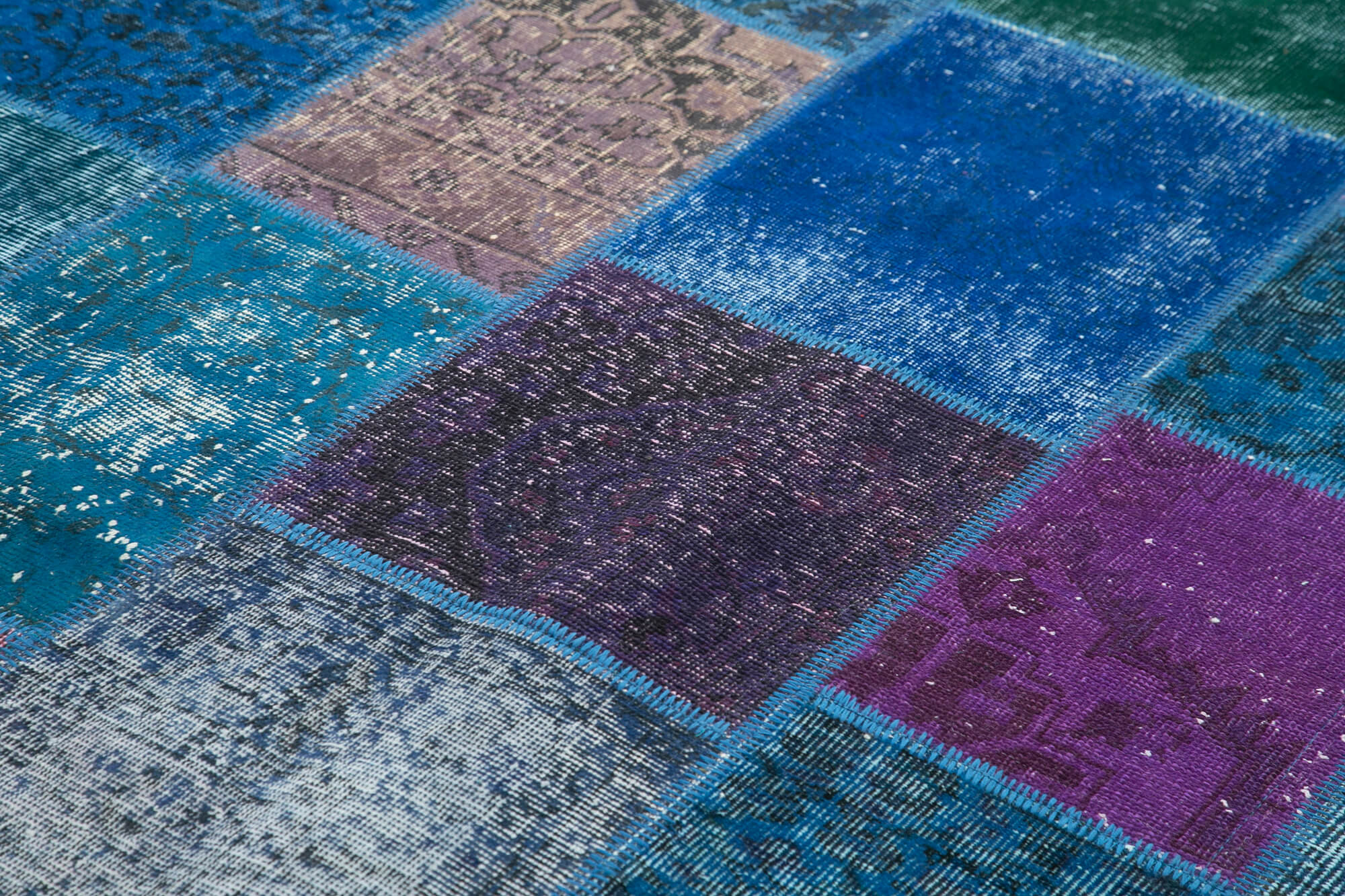 Handmade Patchwork Rug - Kirk Yama Blue Cotton Wool Area Rug 6'8" x 9'10"