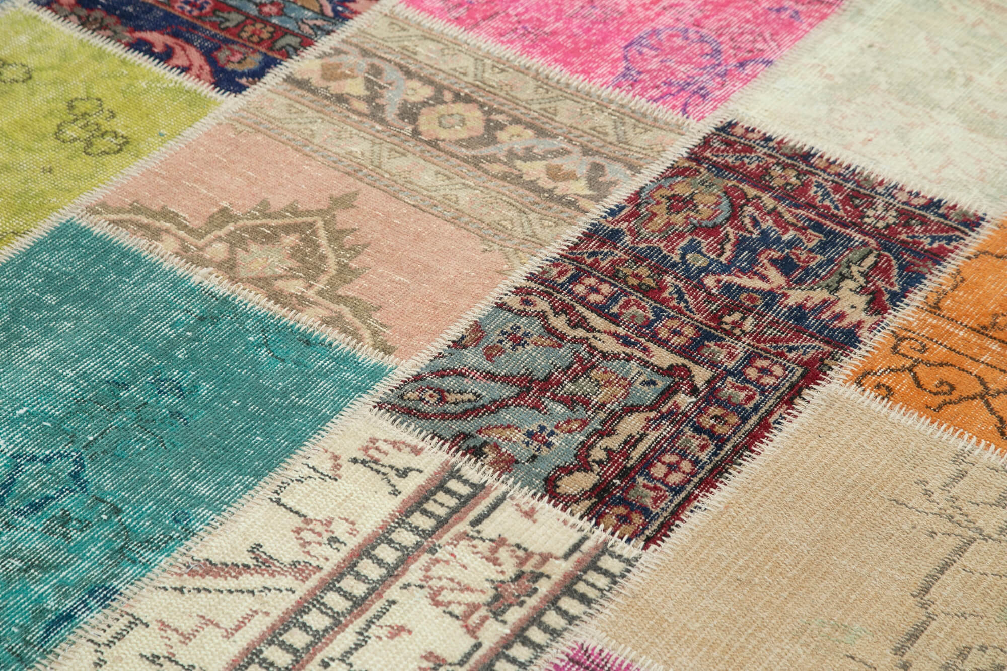 Handmade Area Rug - Pink Patchwork Cotton Wool Rug 6x9 Vintage Turkish Carpet