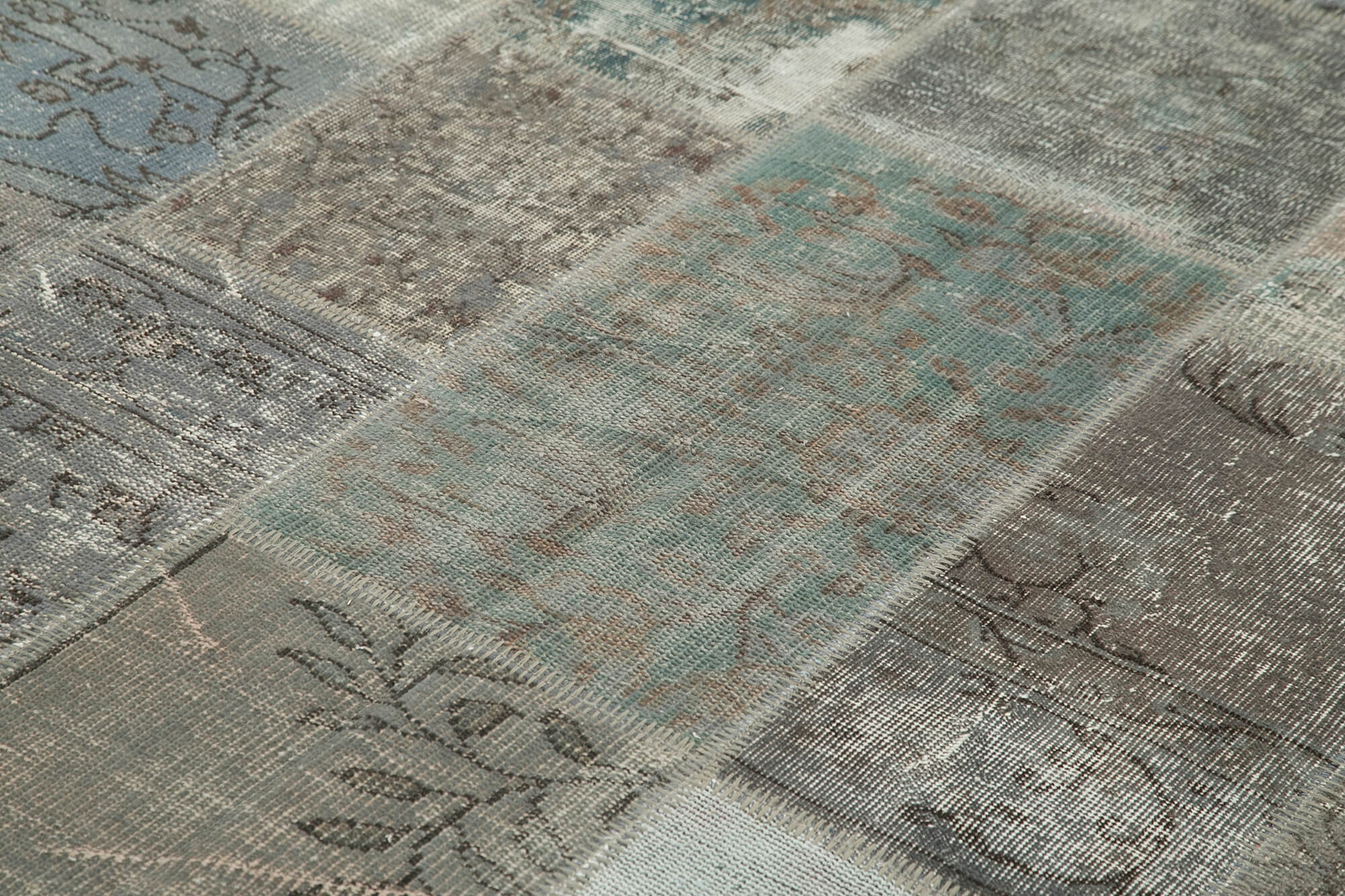 Handmade Patchwork Rug - Kirk Yama Grey Cotton Wool Area Rug 6'8''x9'9''