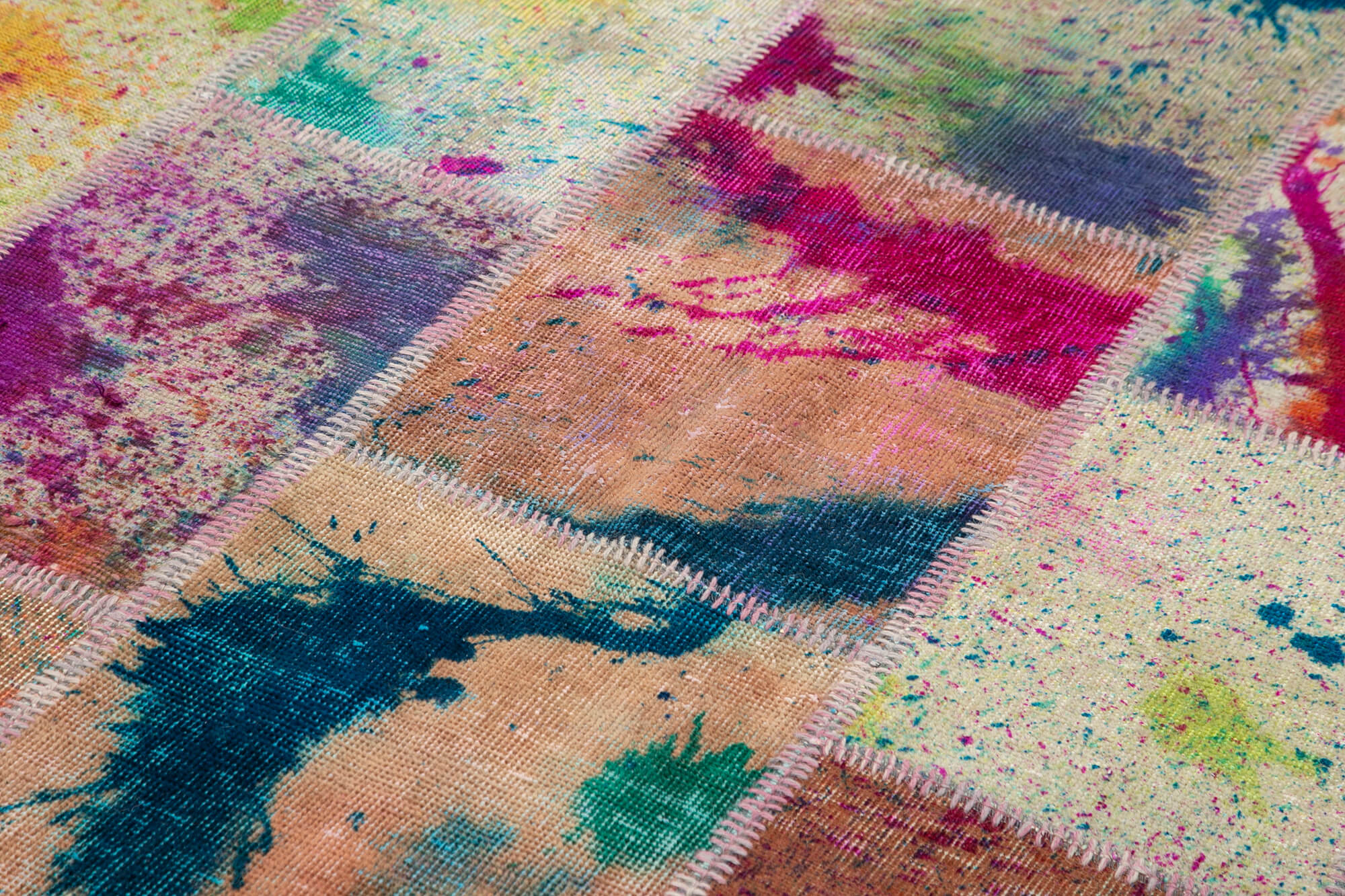 Handmade Patchwork Rug – Pink Cotton Wool 6x9 Area Rug | Bohemian Style