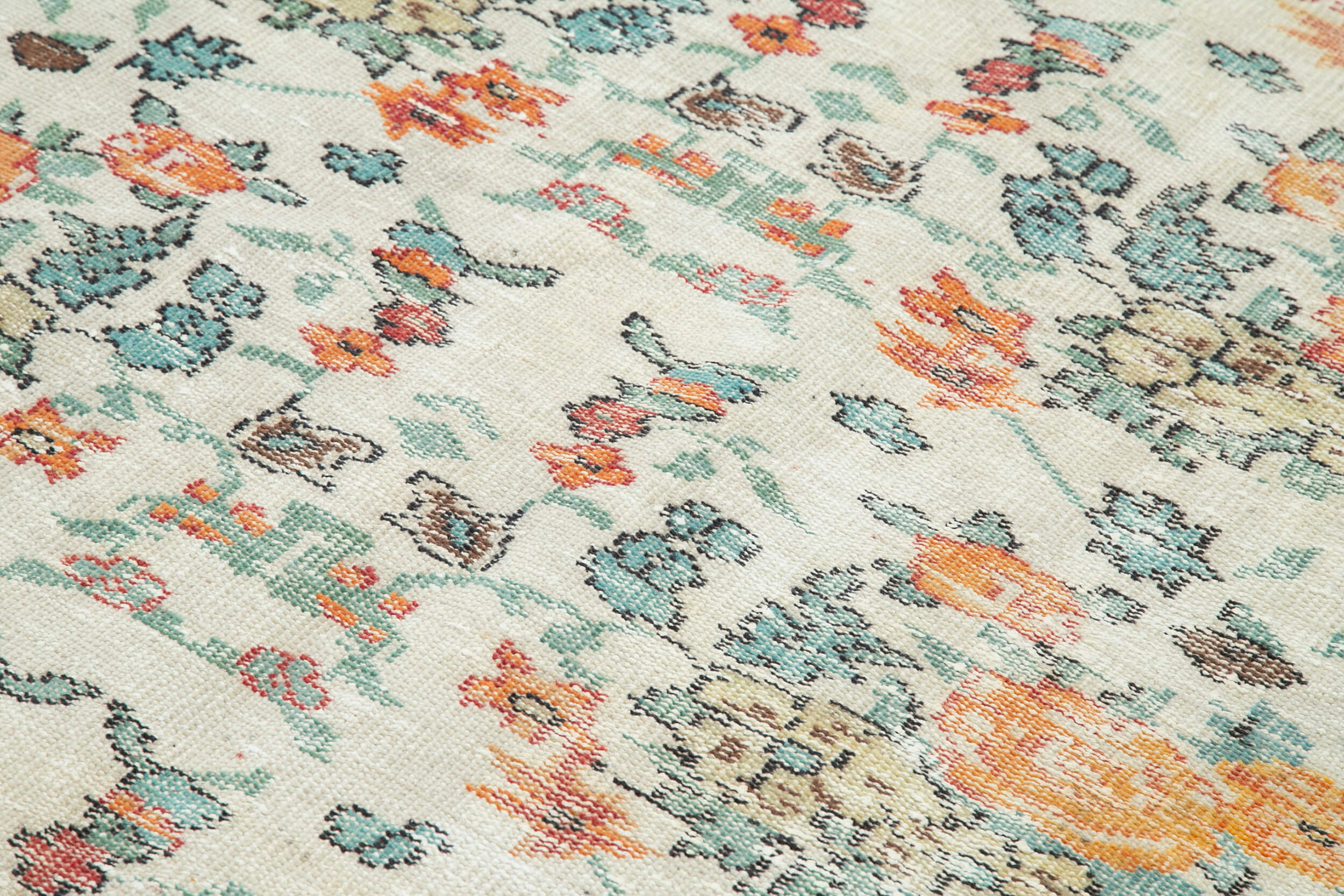 Handmade Vintage Area Rug – Beige Wool Carpet & Durable Cotton Weave 6'2''x9'8''
