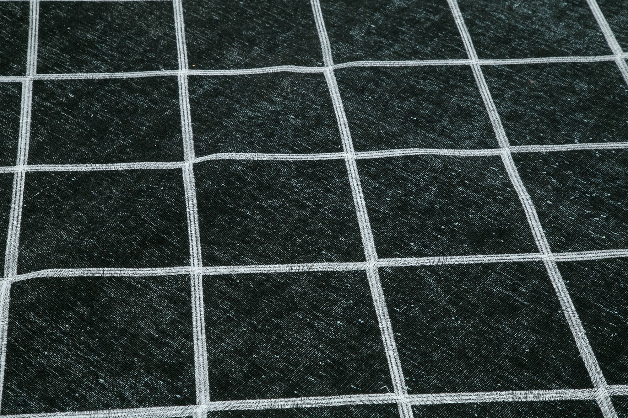 Handmade Geometric Rug – Black Cotton Wool Blend Area Rug 9'11''x12'10''