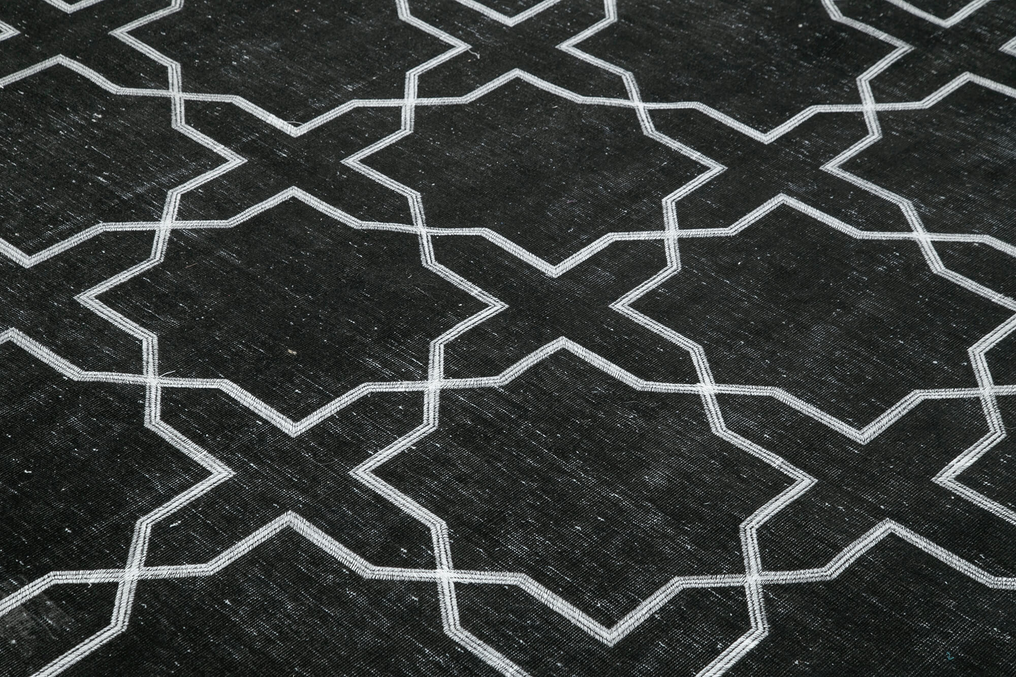 Handmade Geometric Rug - Black Area Rug Cotton Wool Large 8'11'' x 12'11''