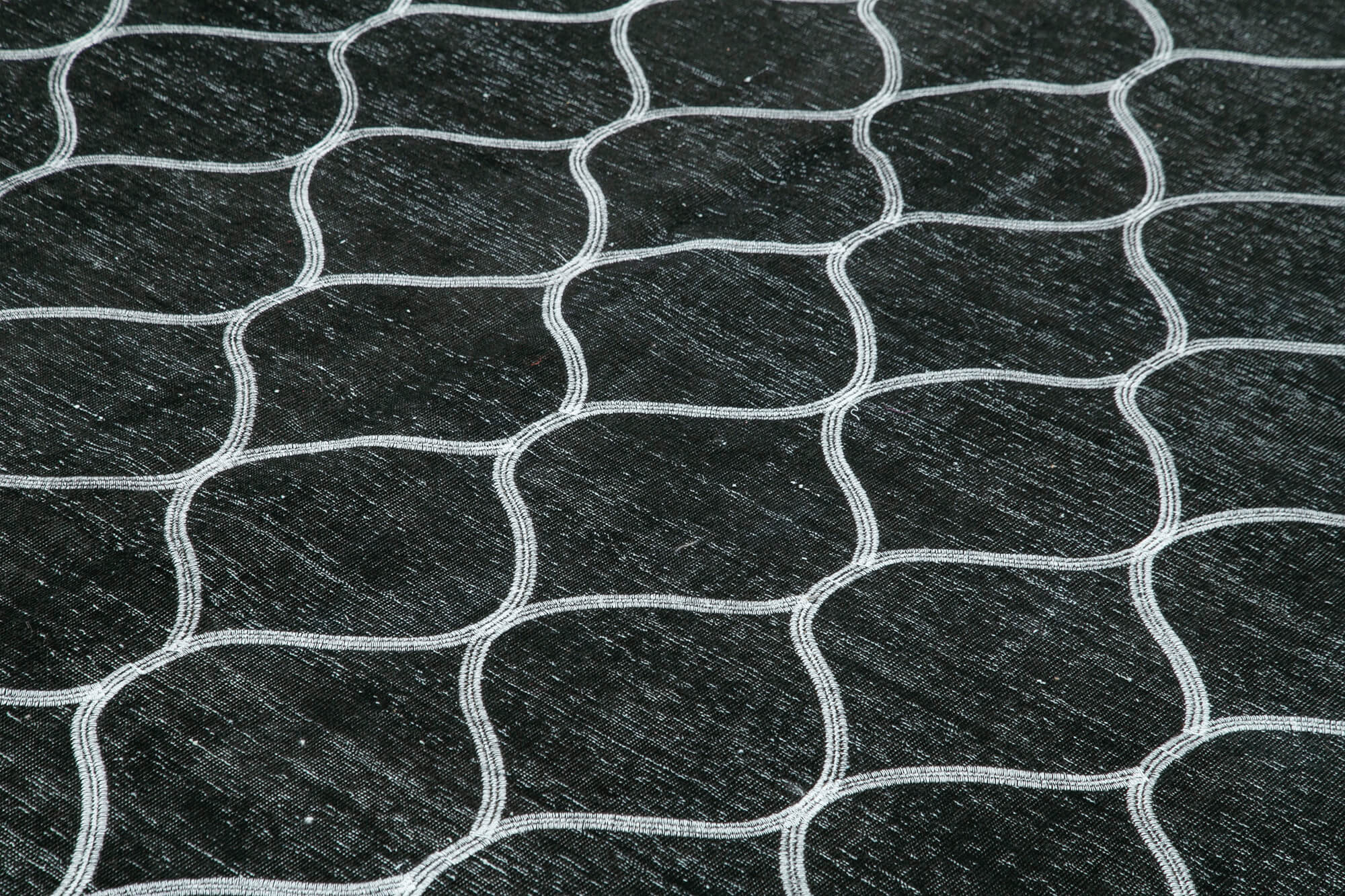 Handmade Geometric Rug - Black Area Rug Cotton Wool 9'6" x 12'11" Durable Carpet