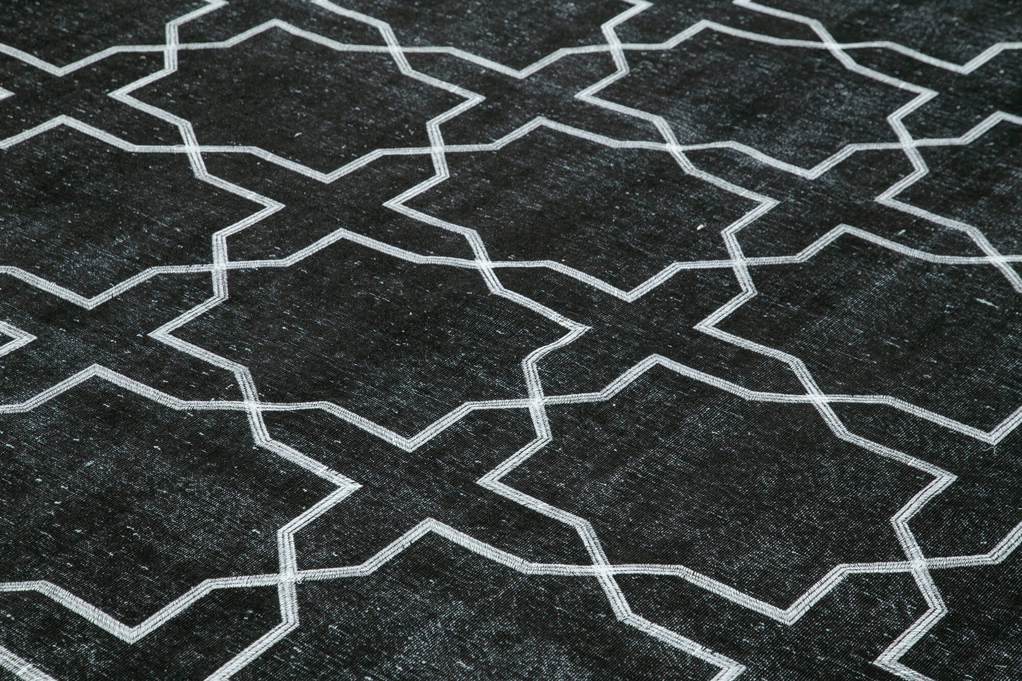 Handmade Geometric Rug – Black Cotton Wool Area Rug 9'5" x 13'0" | Durable Wool Carpet