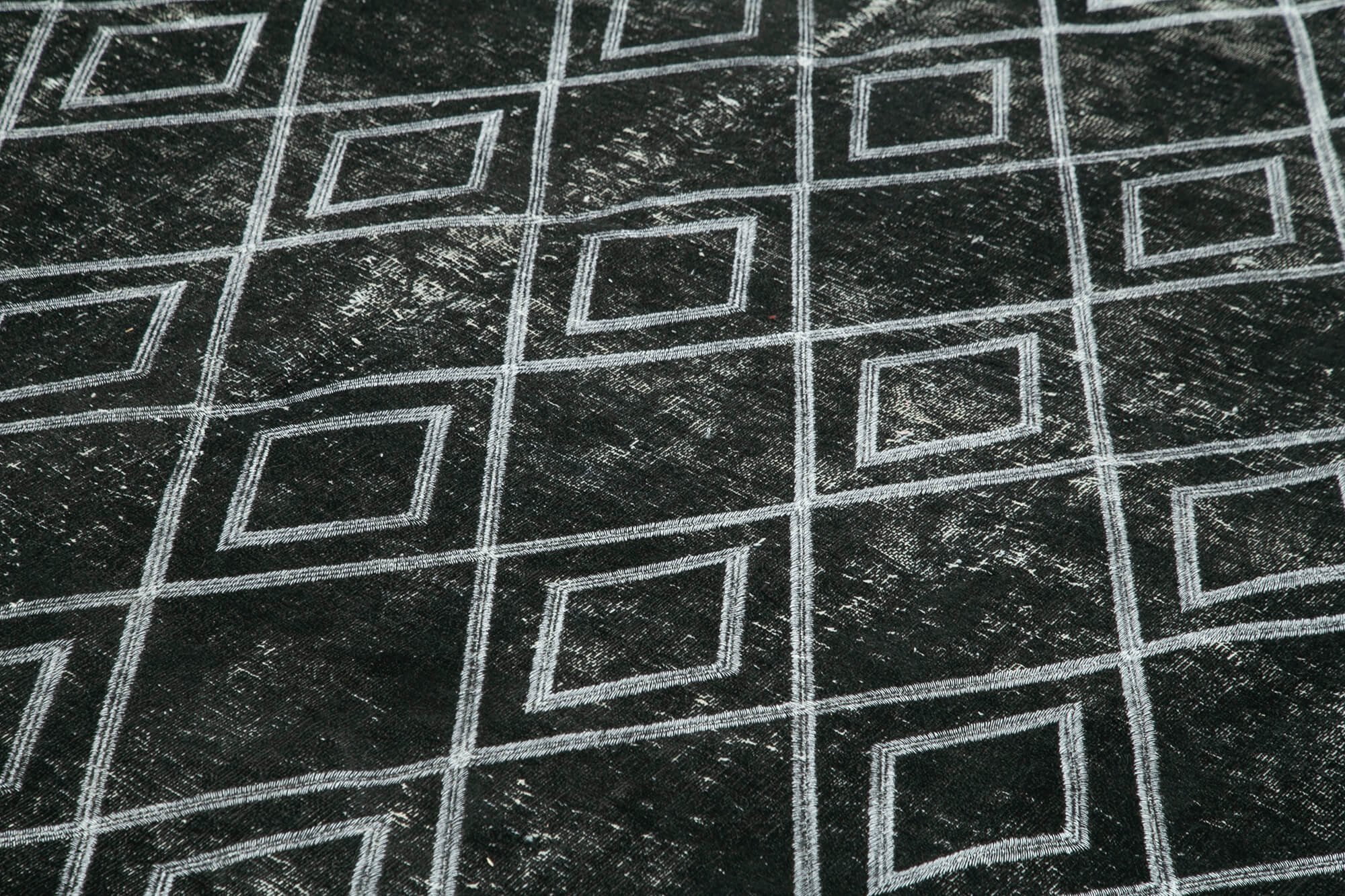 Handmade Geometric Rug - Black Area Rug | Soft Wool & Durable Cotton Carpet 9'6" x 12'1"