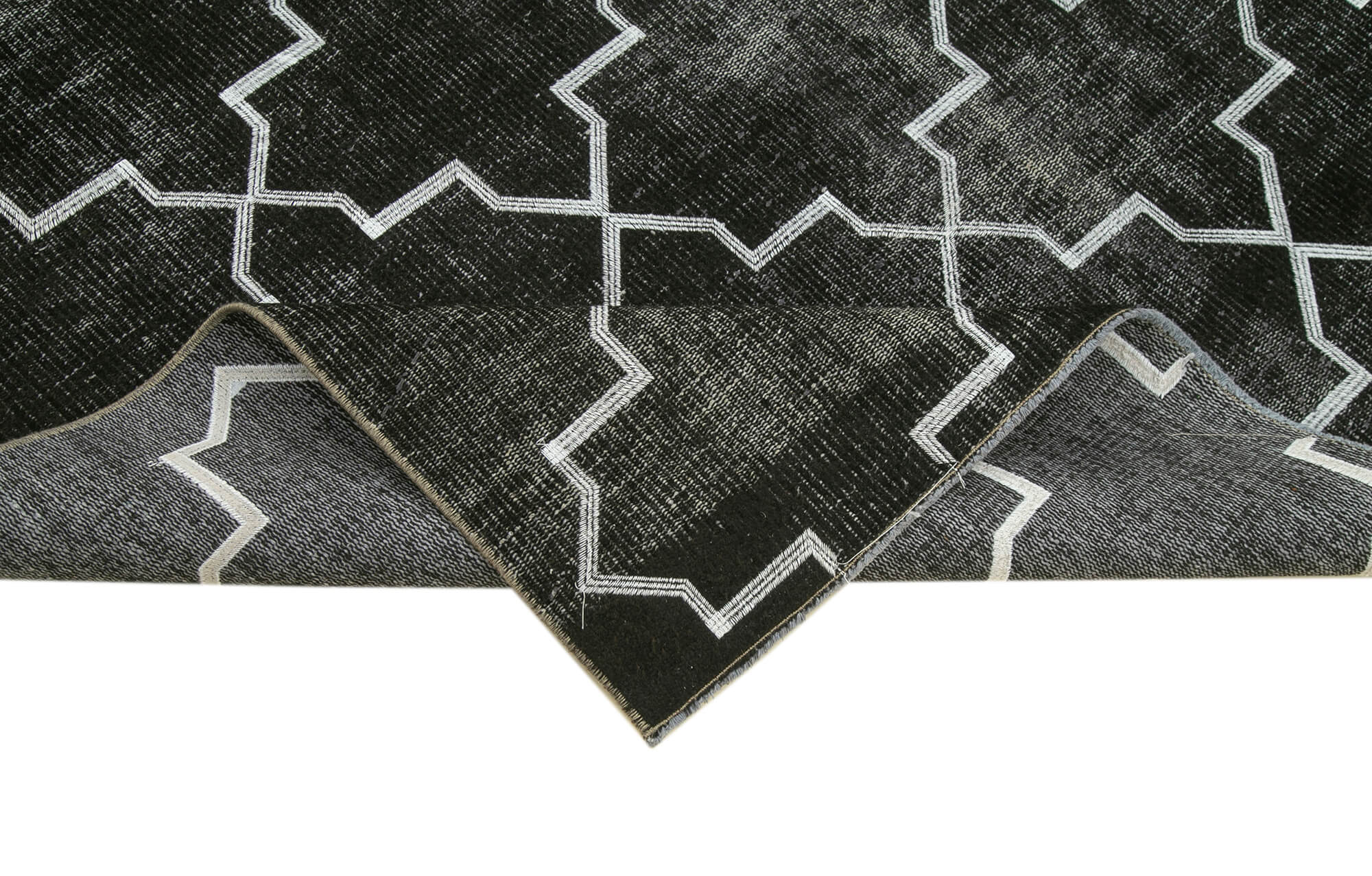 Handmade Geometric Rug – Black Cotton Wool Area Rug 5'8" x 8'8" Durable Soft Floor