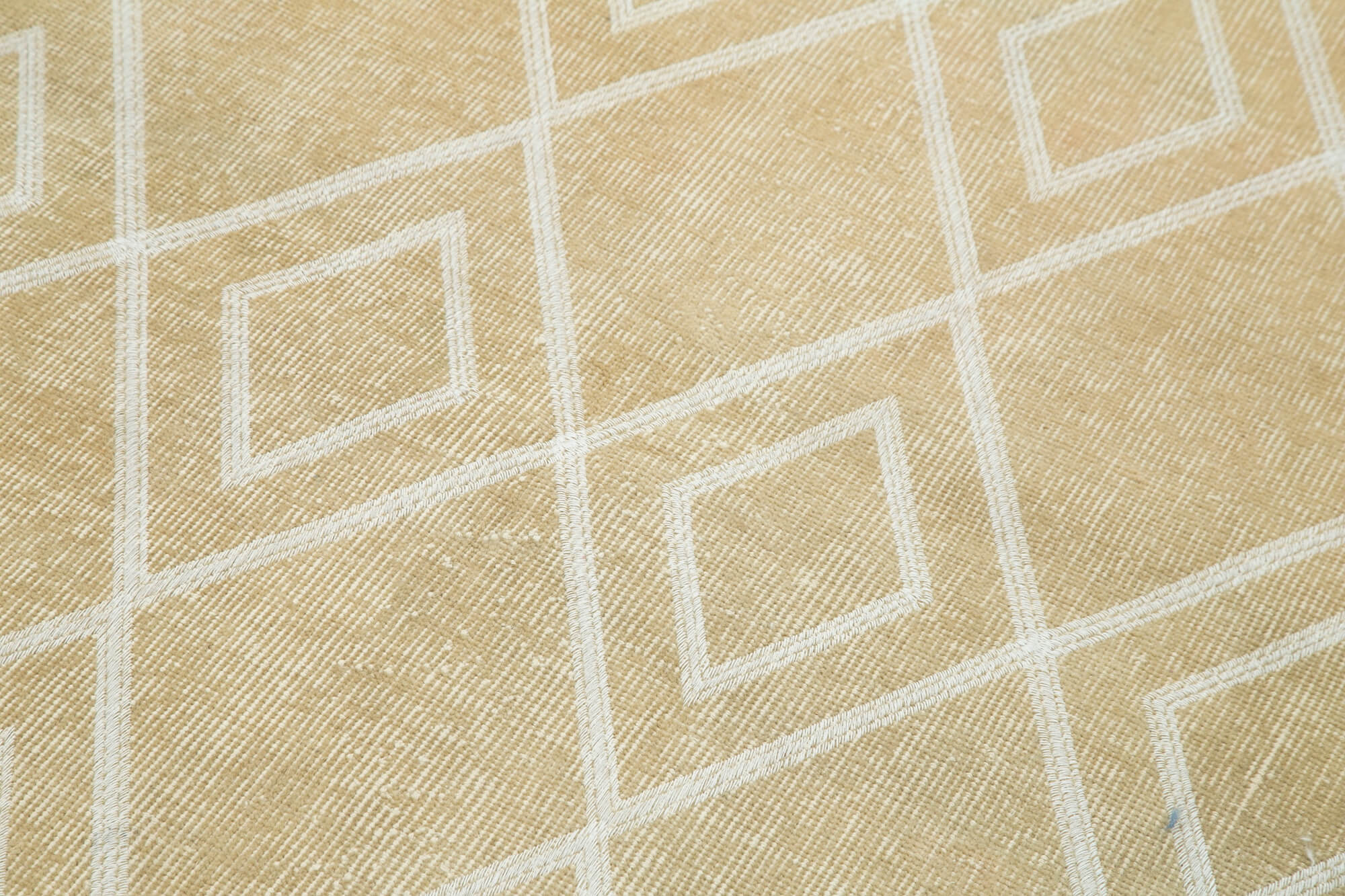 Handmade Wool Area Rug – Beige Geometric Carpet | Durable Cotton Wool Rug 3'9" x 6'9"