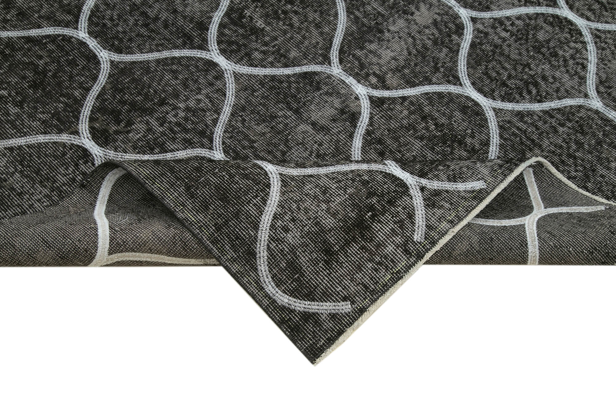 Handmade Geometric Rug - Black Cotton Wool Blend Area Rug 5'4" x 8'10"