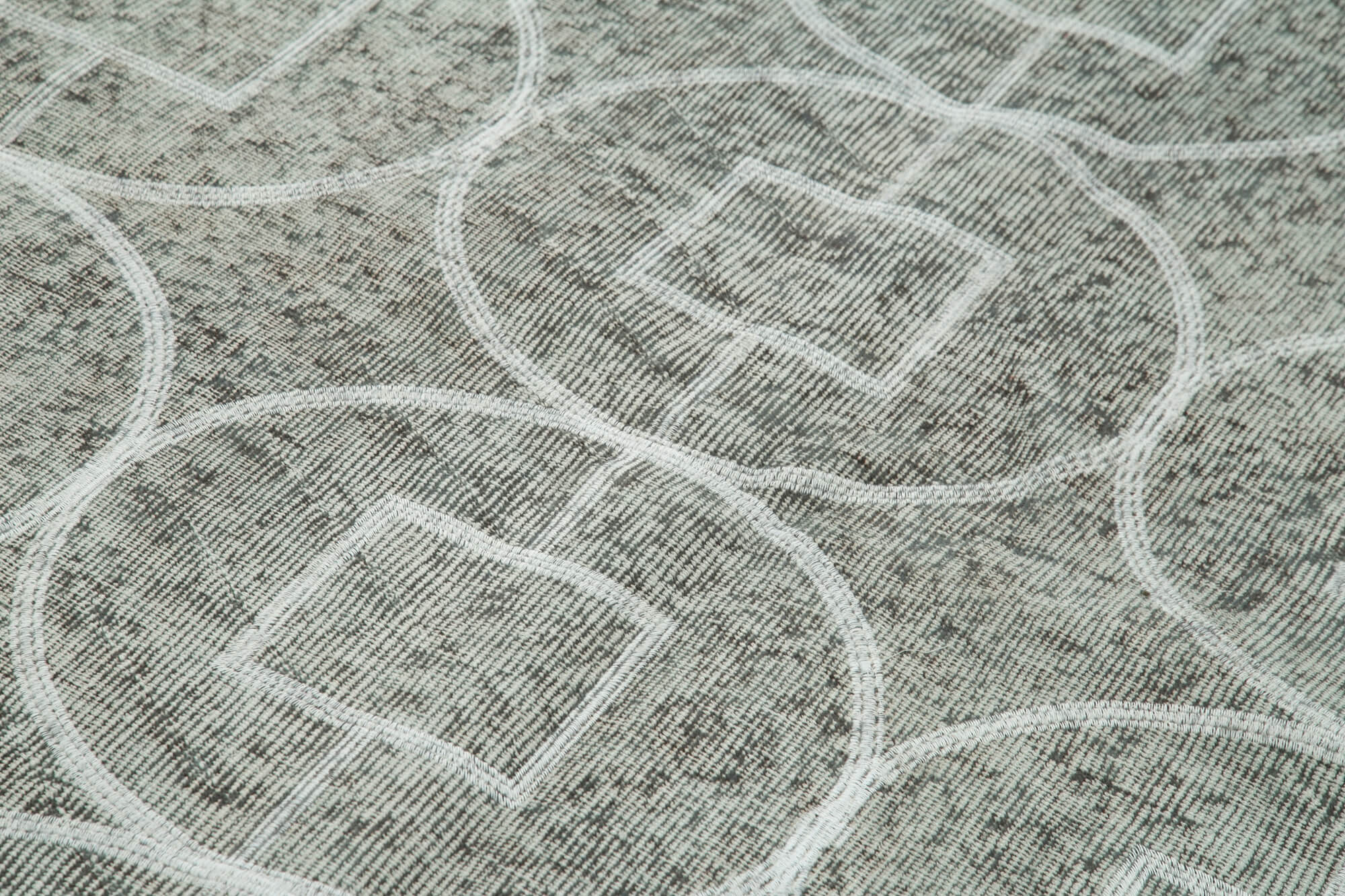 Handmade Wool Area Rug - Grey Geometric Turkish Vintage Carpet 5'0''x8'1''