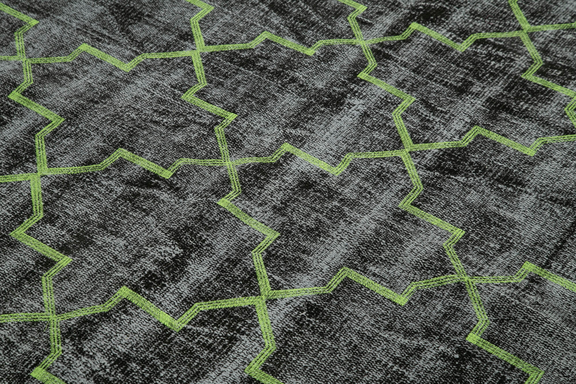 Handmade Geometric Rug - Black Cotton Wool Area Rug 6'x8'9'' Durable Wool Carpet