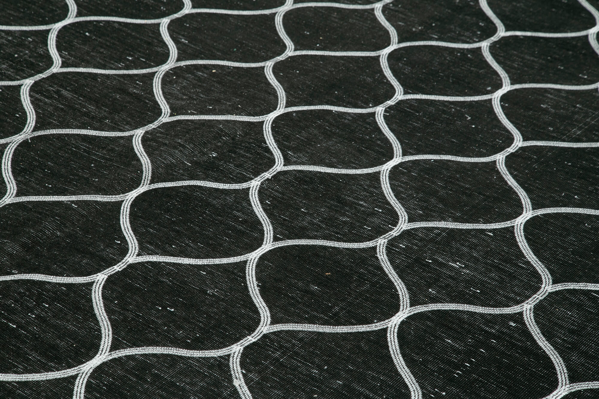 Handmade Geometric Rug – Black Area Rug Cotton Wool Blend 9'7''x12'8''