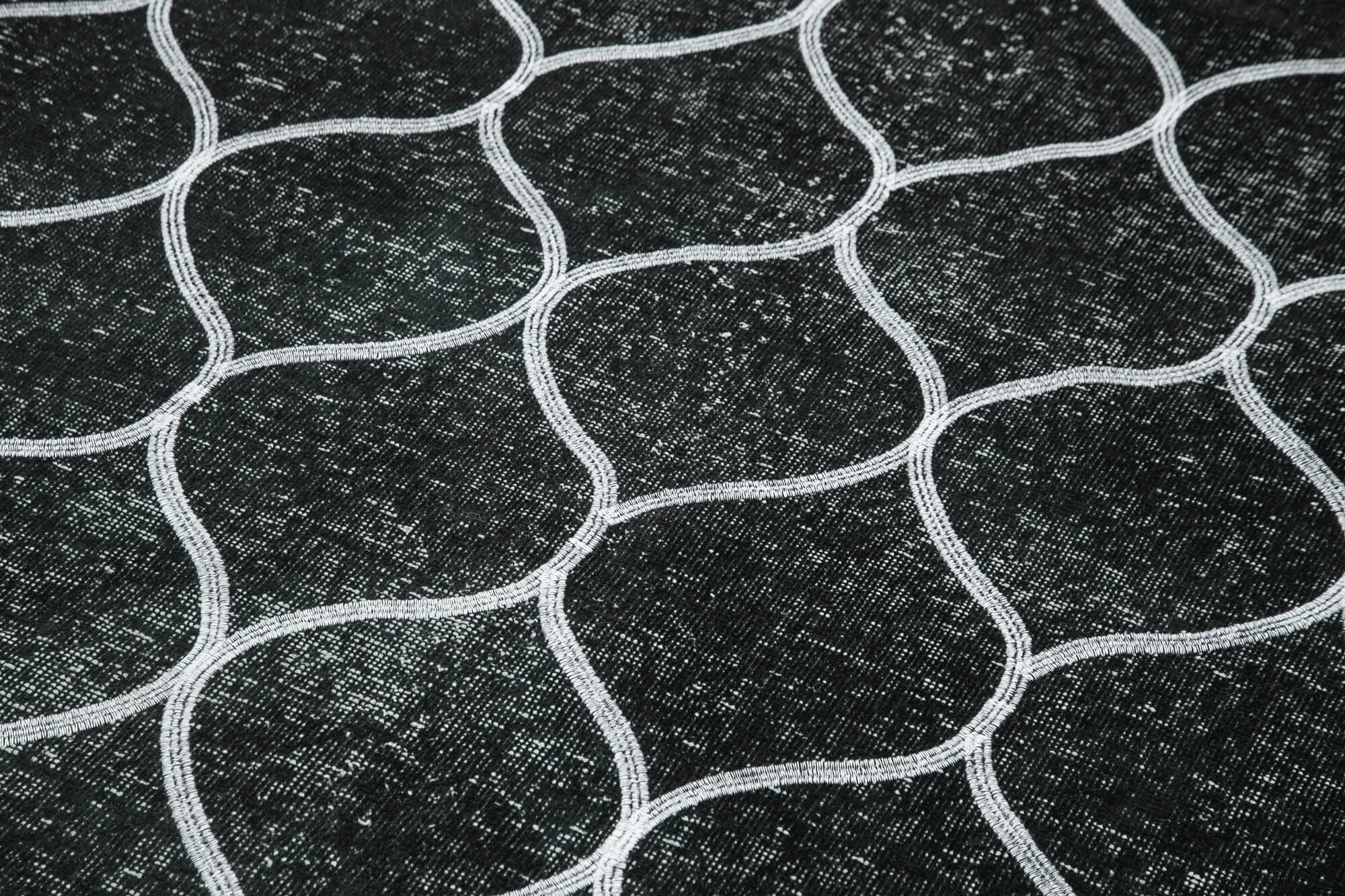 Handmade Geometric Rug – Black Area Rug With Durable Wool Carpet & Cotton Wool