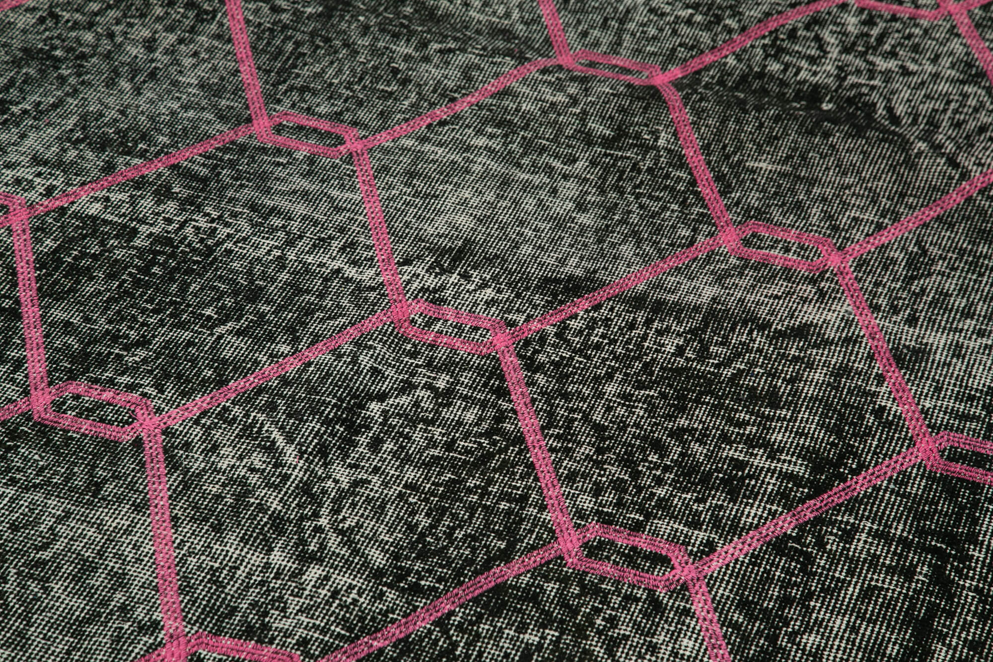 Handmade Geometric Rug - Black Area Rug 5'1''x13'9'' Cotton Wool Durable Carpet