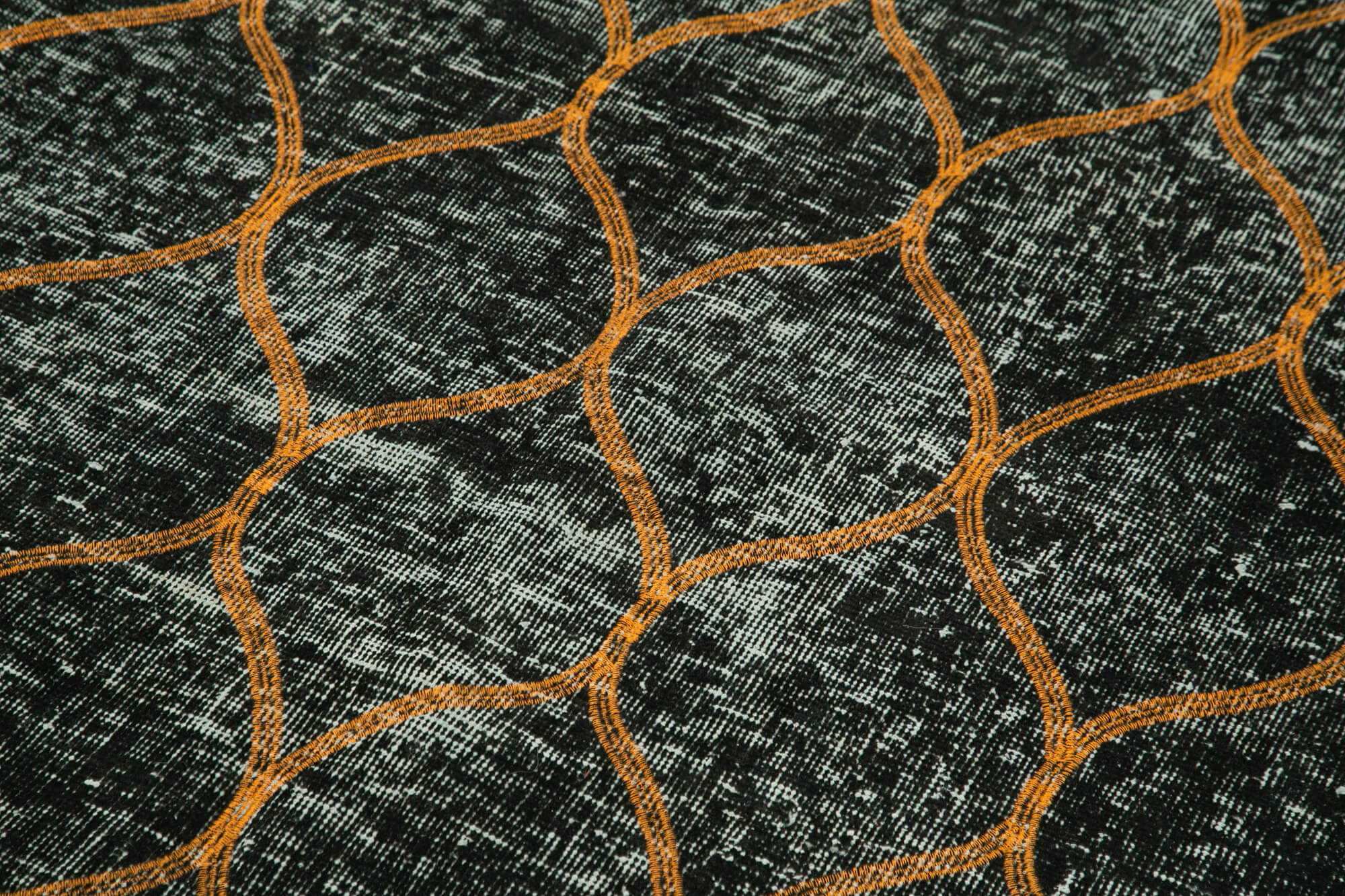 Handmade Geometric Rug – Black Cotton Wool Blend Area Rug 4'9" x 11'11"