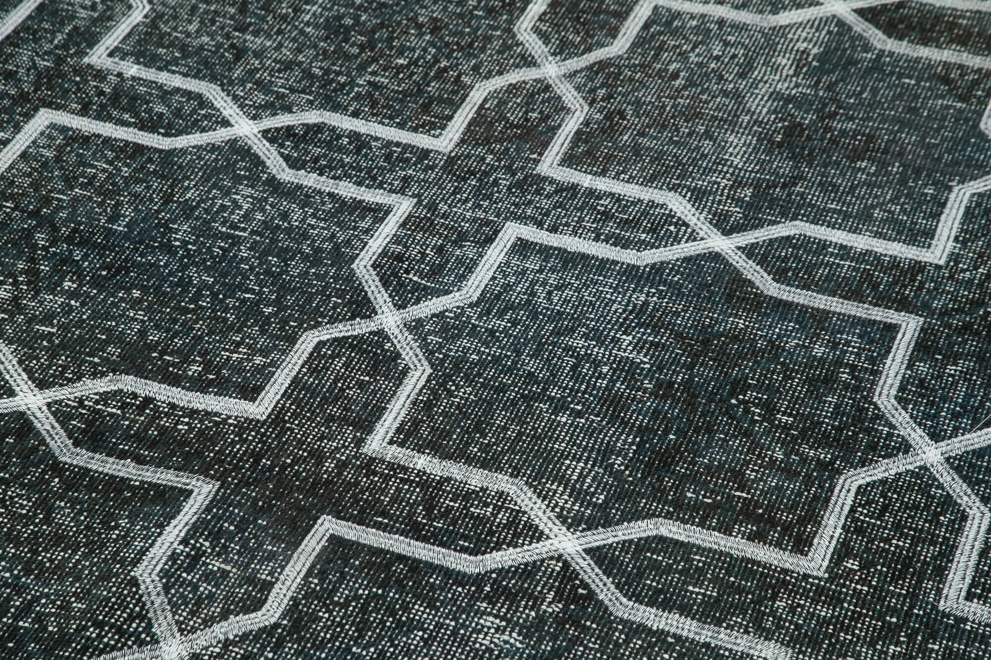 Handmade Geometric Rug – Grey Area Rug | Cotton Wool Carpet | 4'11'' x 13'5''