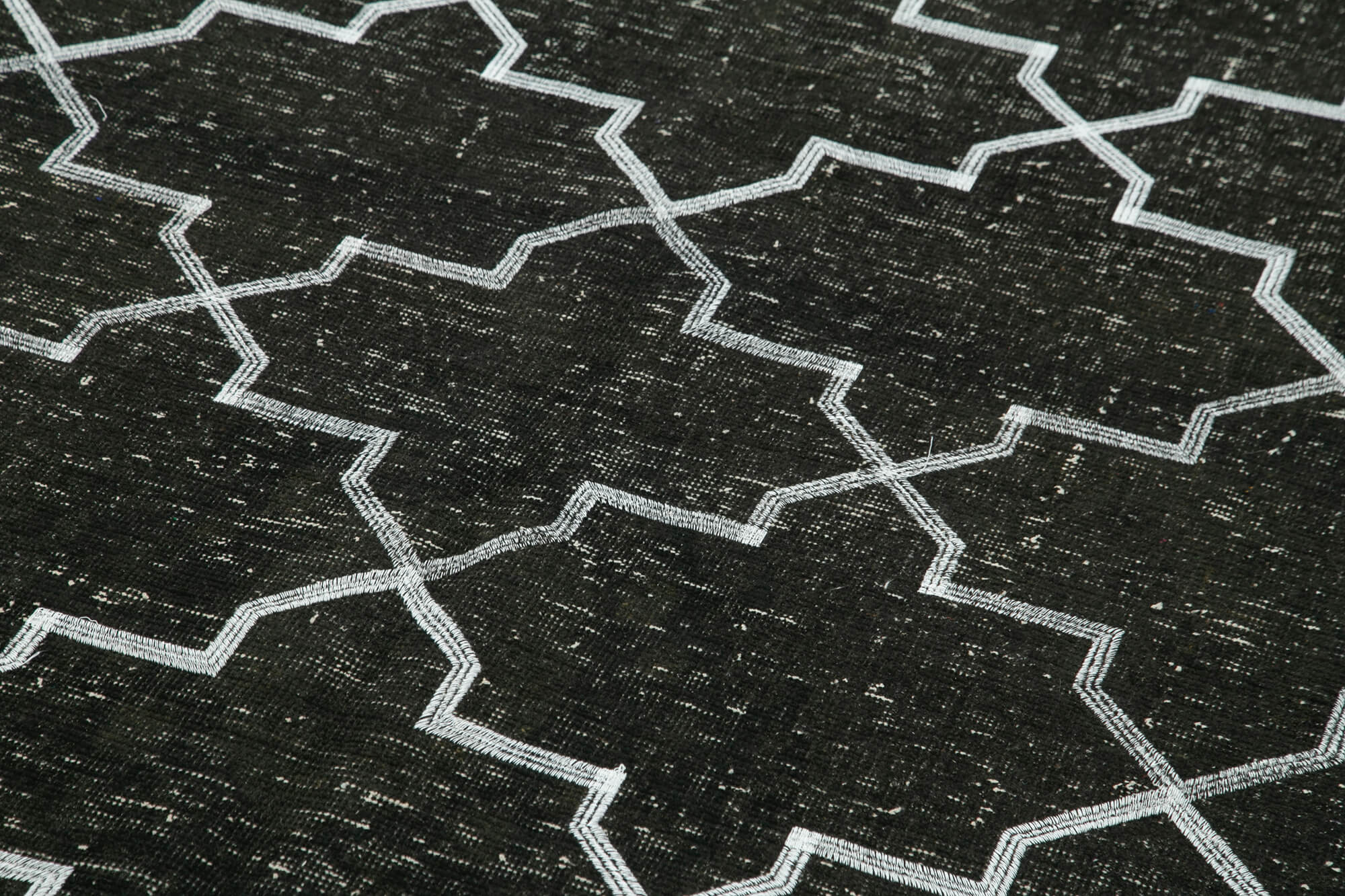 Handmade Geometric Rug – Black Area Rug Cotton Wool Carpet 4x12 Area Rug