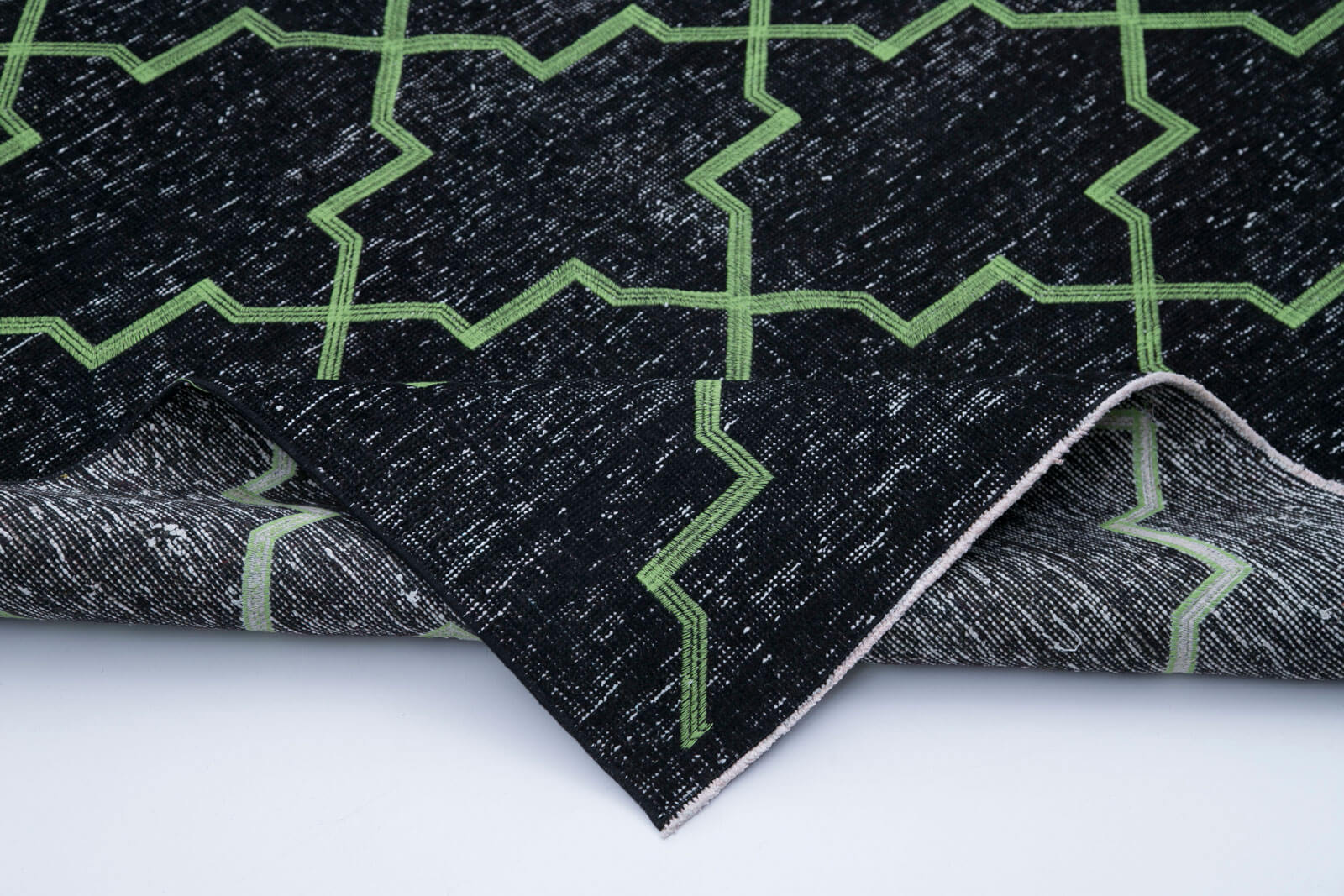 Handmade Geometric Rug - Black Area Rug 4'8''x12'9'' Cotton Wool Carpet