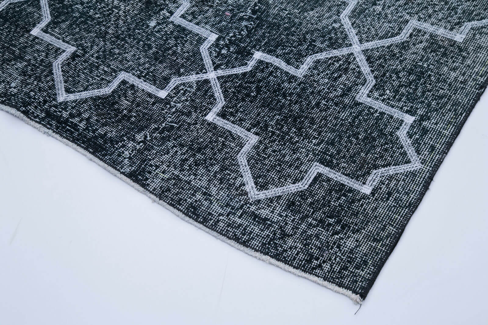 Handmade Geometric Rug - Black Area Rug Cotton Wool, Artisan Crafted Carpet 4'5''x13'6''