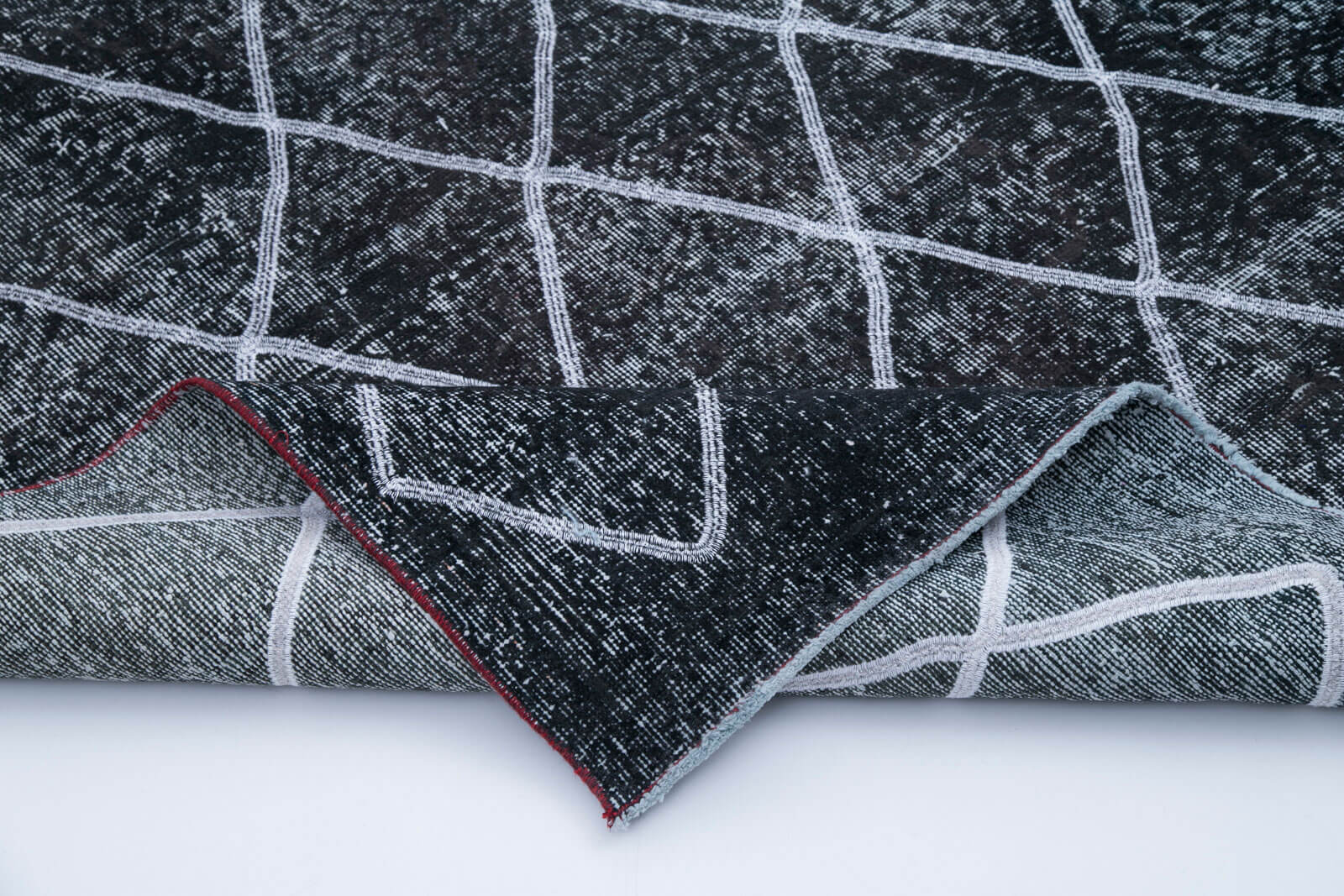 Handmade Geometric Rug – Black Area Rug Cotton Wool Blend 4'8'' x 13'7''