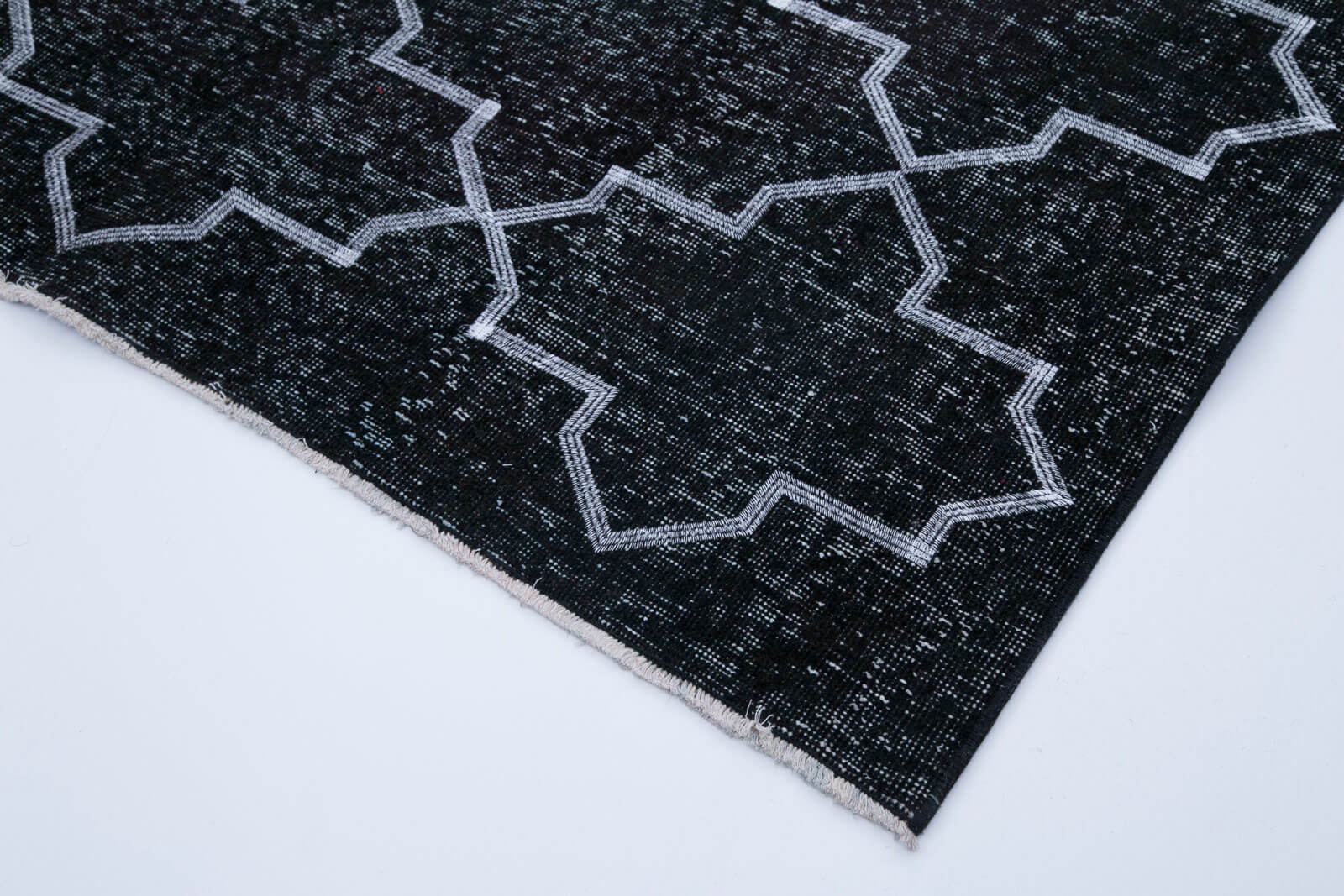 Handmade Geometric Rug – Black Area Rug With Cotton Wool Carpet 5'3''x9'8''