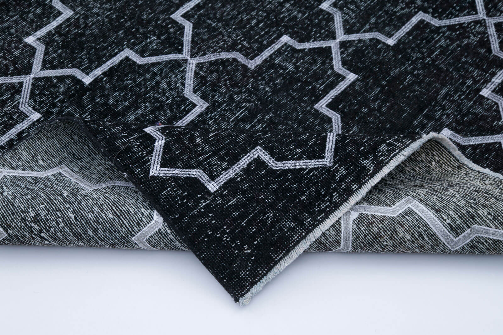 Handmade Geometric Rug – Black Area Rug With Cotton Wool Carpet 5'3''x9'8''